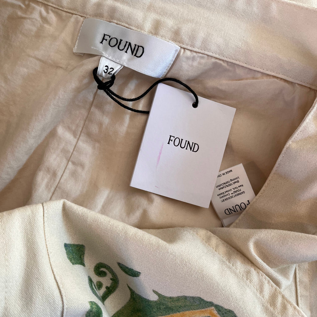Found MOSAIC Pants in Cream Size 32.