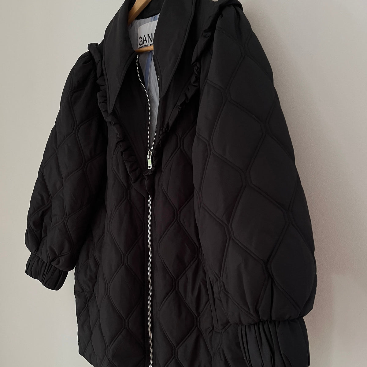 Ganni Ruffle Trimmed Quilted Jacket Size 42/L-XL. – Pippa Riot