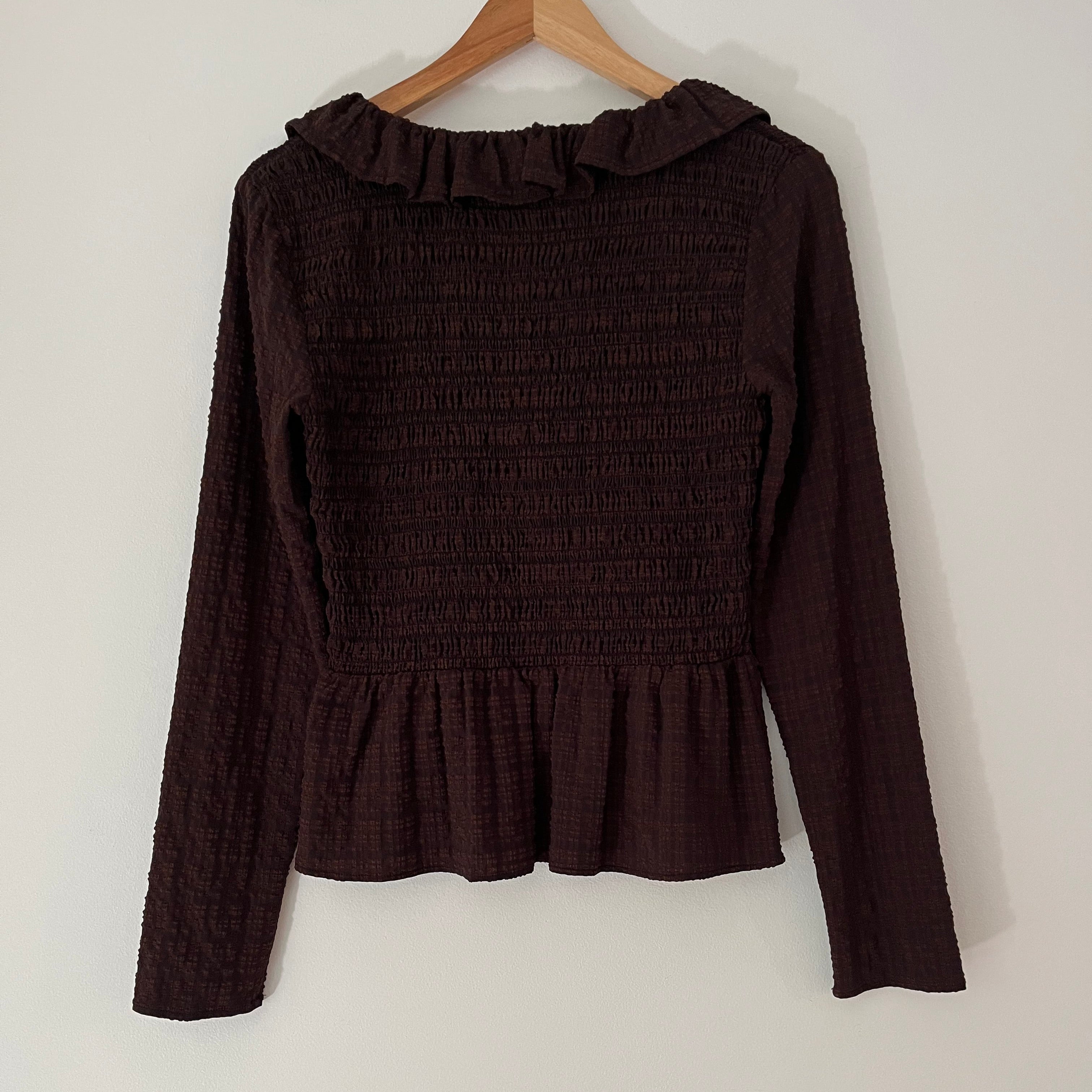 Ganni Smocked Seersucker Blouse in Chicory Coffee Size 36/S.