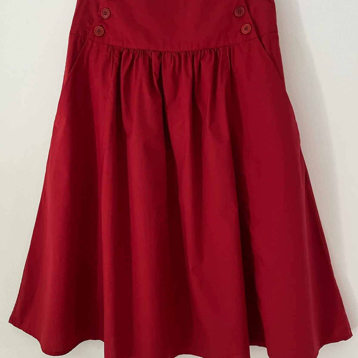 Toast Cotton Skirt in Cardinal Red Size 8.
