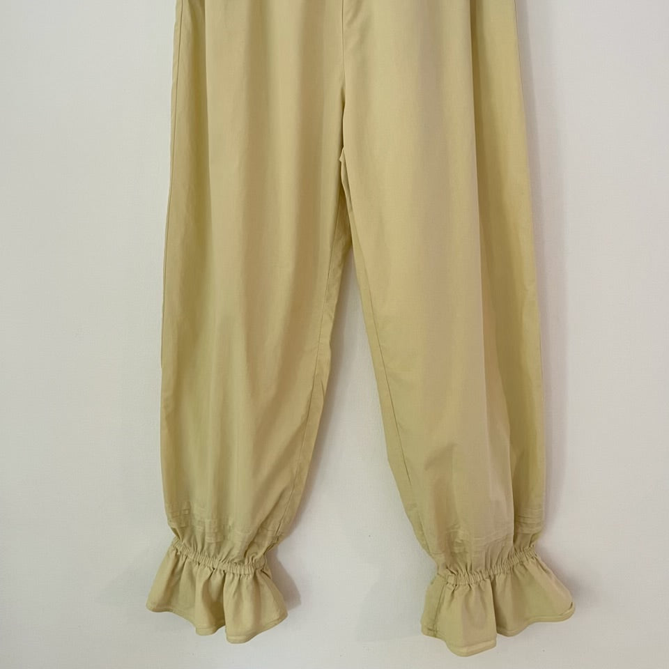 My Mum Made It RUFFLE BLOOM Pants in Butternut Size M.
