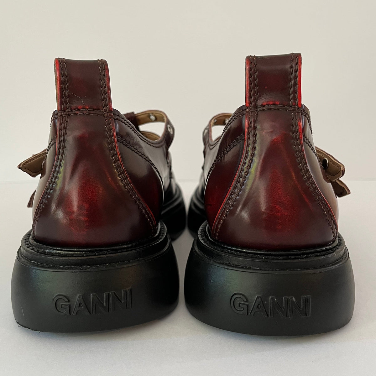 Ganni EVERYDAY BUTTERFLY Mary Janes Size 38.