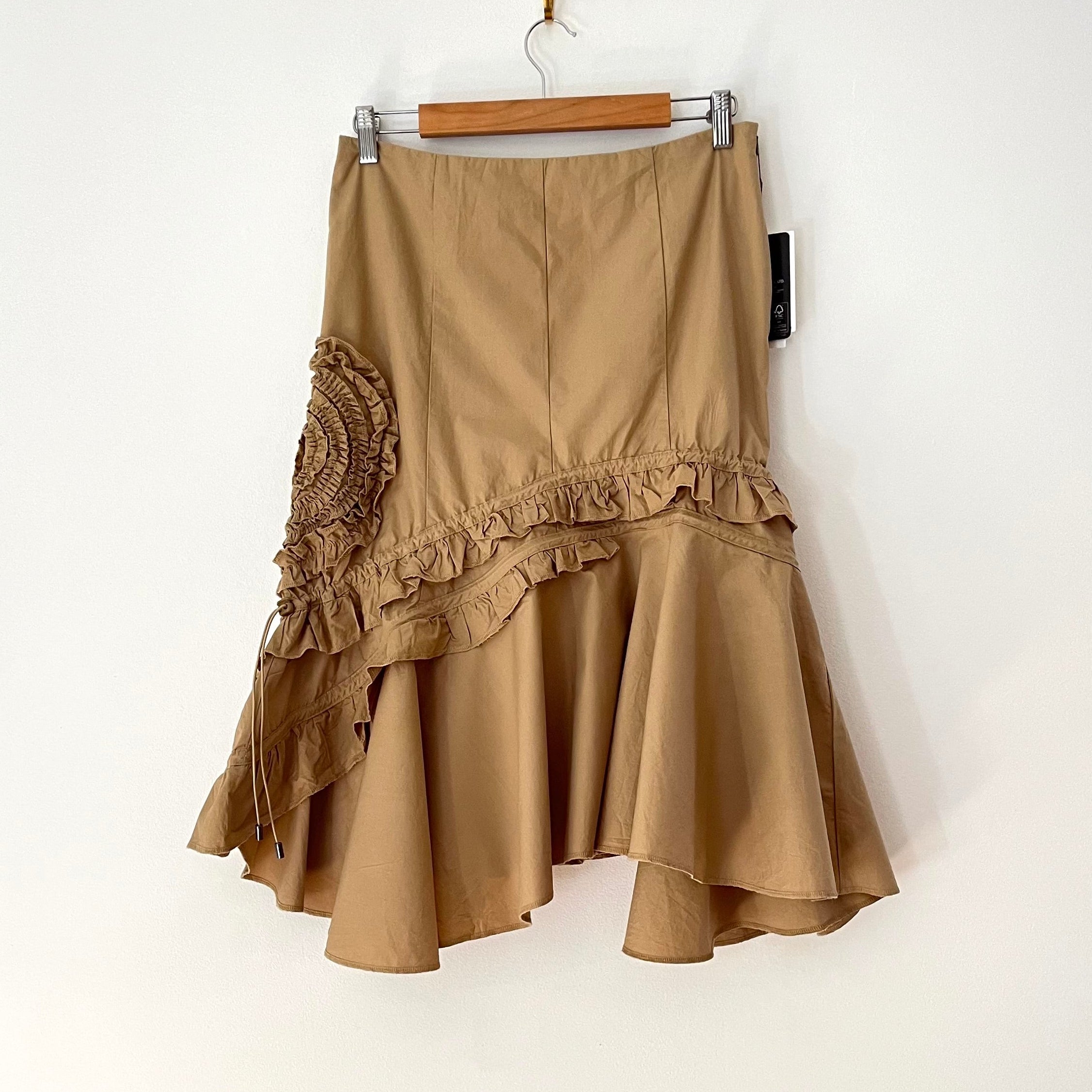 Sculptor BNWT Ruffle Trim Midi Skirt in Beige Size M.