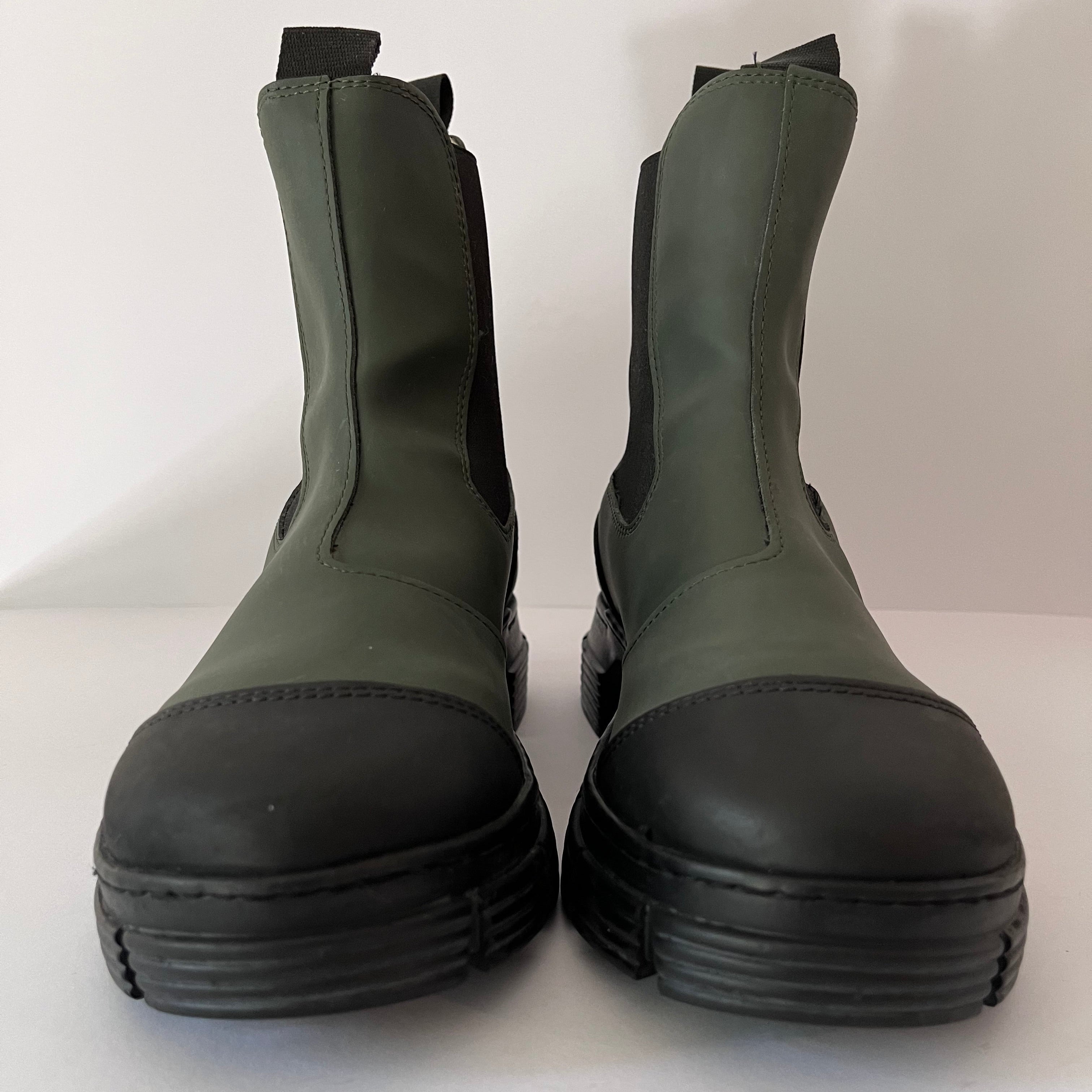 Ganni Faux Fur Lined/Rubber Chelsea Boot In Forest Night Size 37/AU6.