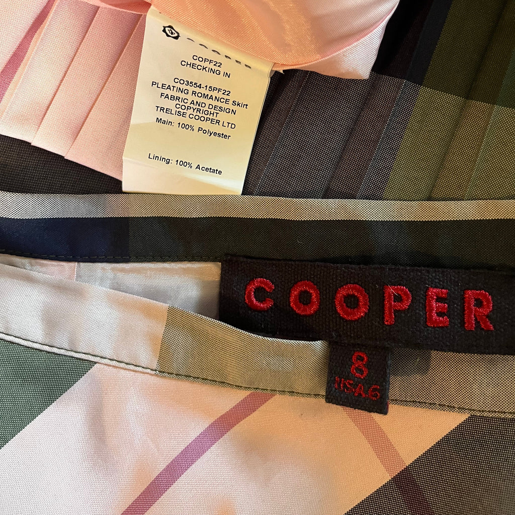 Cooper by Trelise Cooper PLEATING ROMANCE Skirt Size 8.