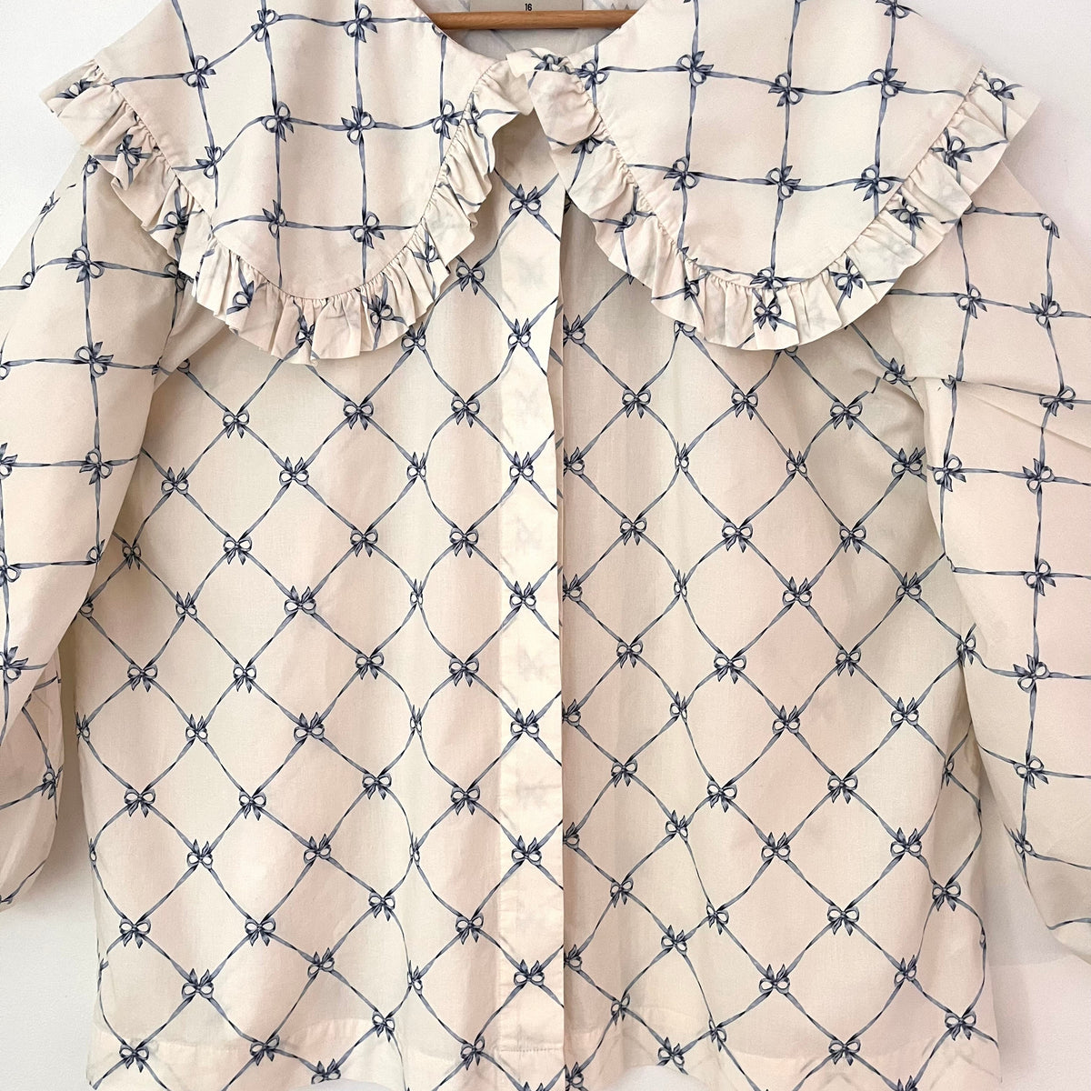 Damson Madder LOLA Blouse in Bow Print Size 16.