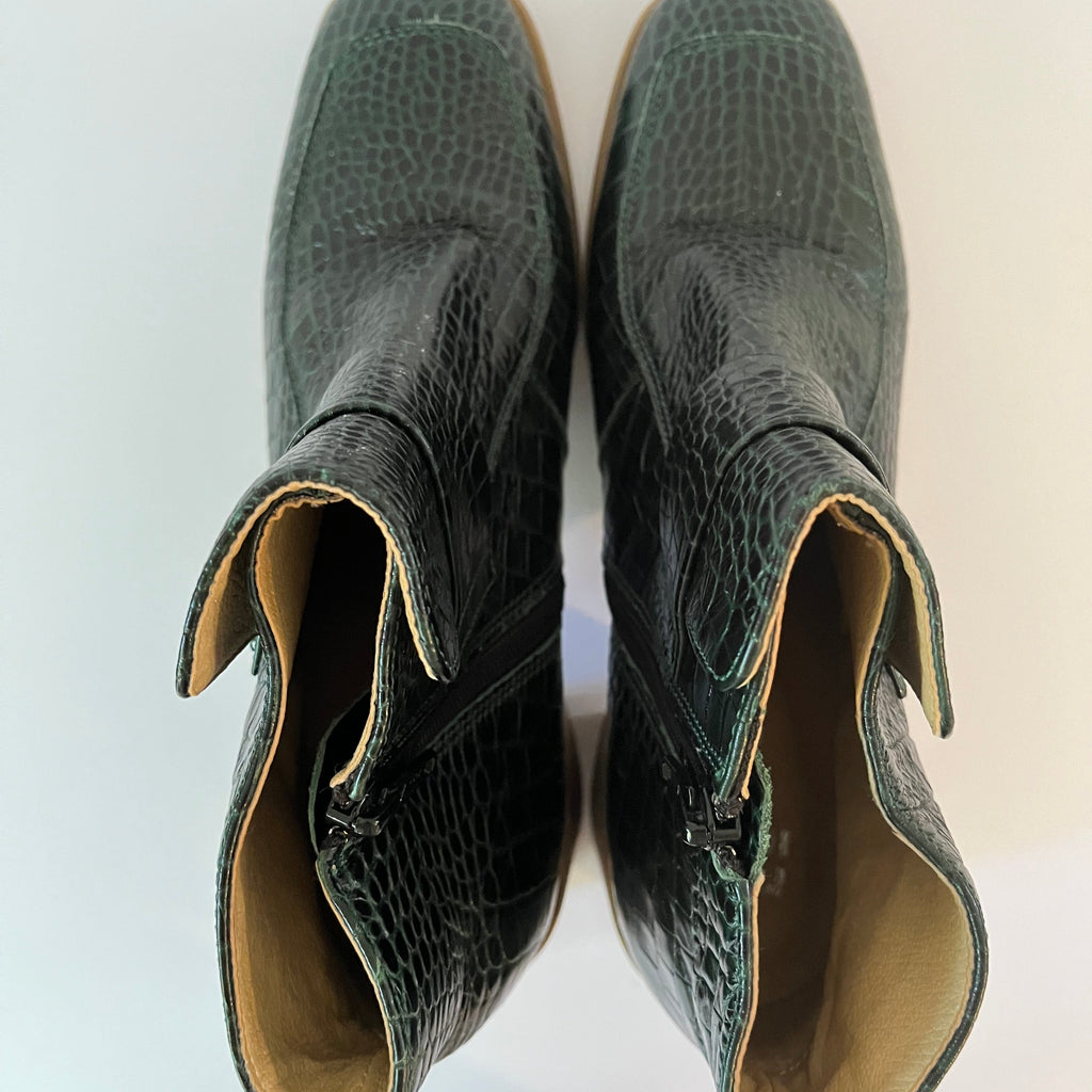 Miista E8 ELIN Boots in Croc Size 38.