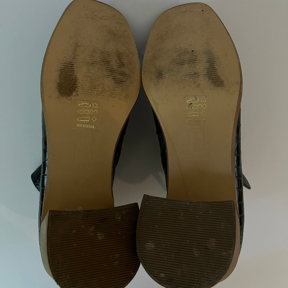 Miista E8 ELIN Boots in Croc Size 38.