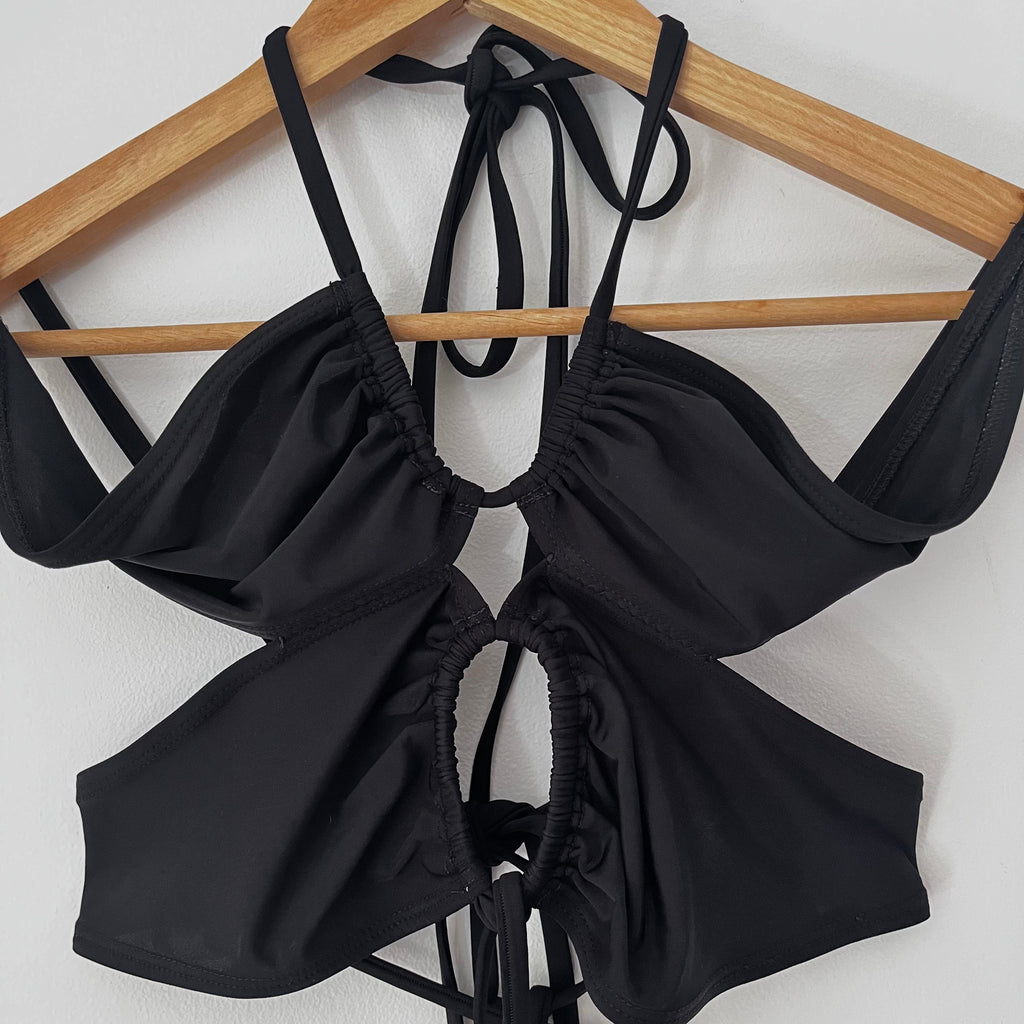 Emily Watson Cutout Crop Top Size XS/S.