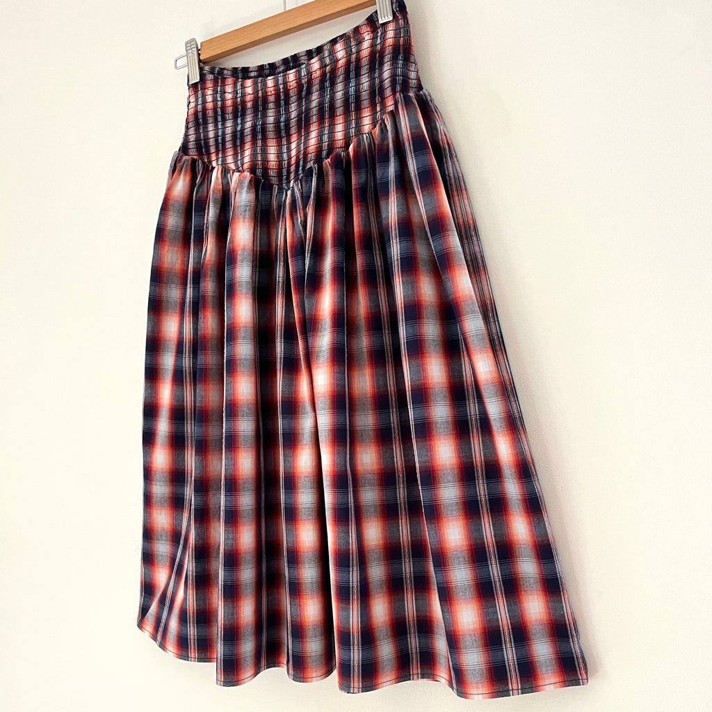 Après Studios Shirred Midi in Grape Plaid Size XS.