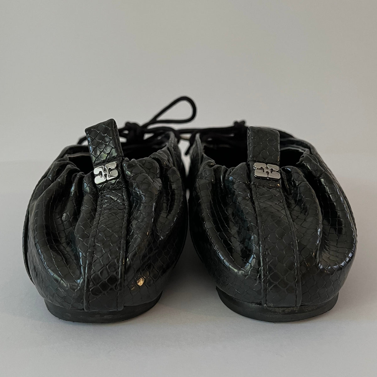 Ganni EYELET Lace Up Ballet Flats Size 39.