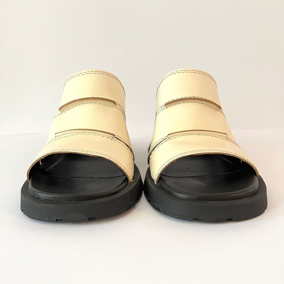 Miista E8 JADZIA Leather Block Heel Mules Size 37.