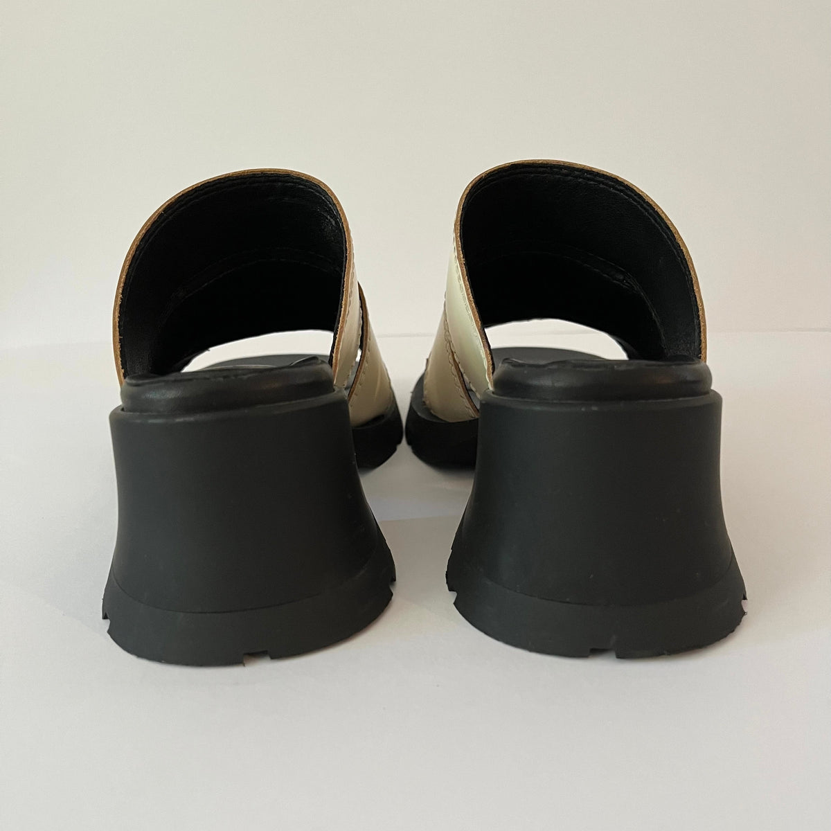 Miista E8 JADZIA Leather Block Heel Mules Size 37.