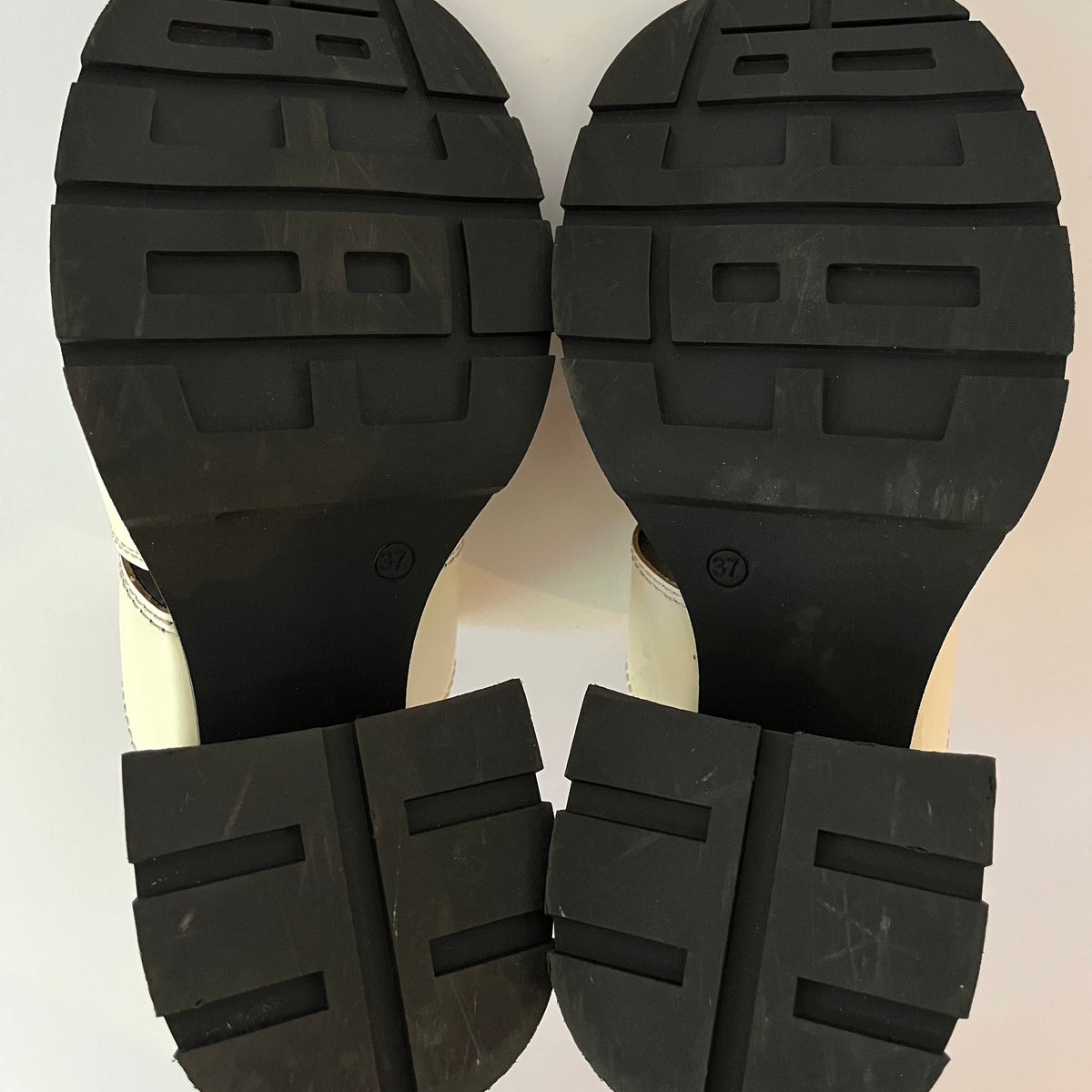 Miista E8 JADZIA Leather Block Heel Mules Size 37.