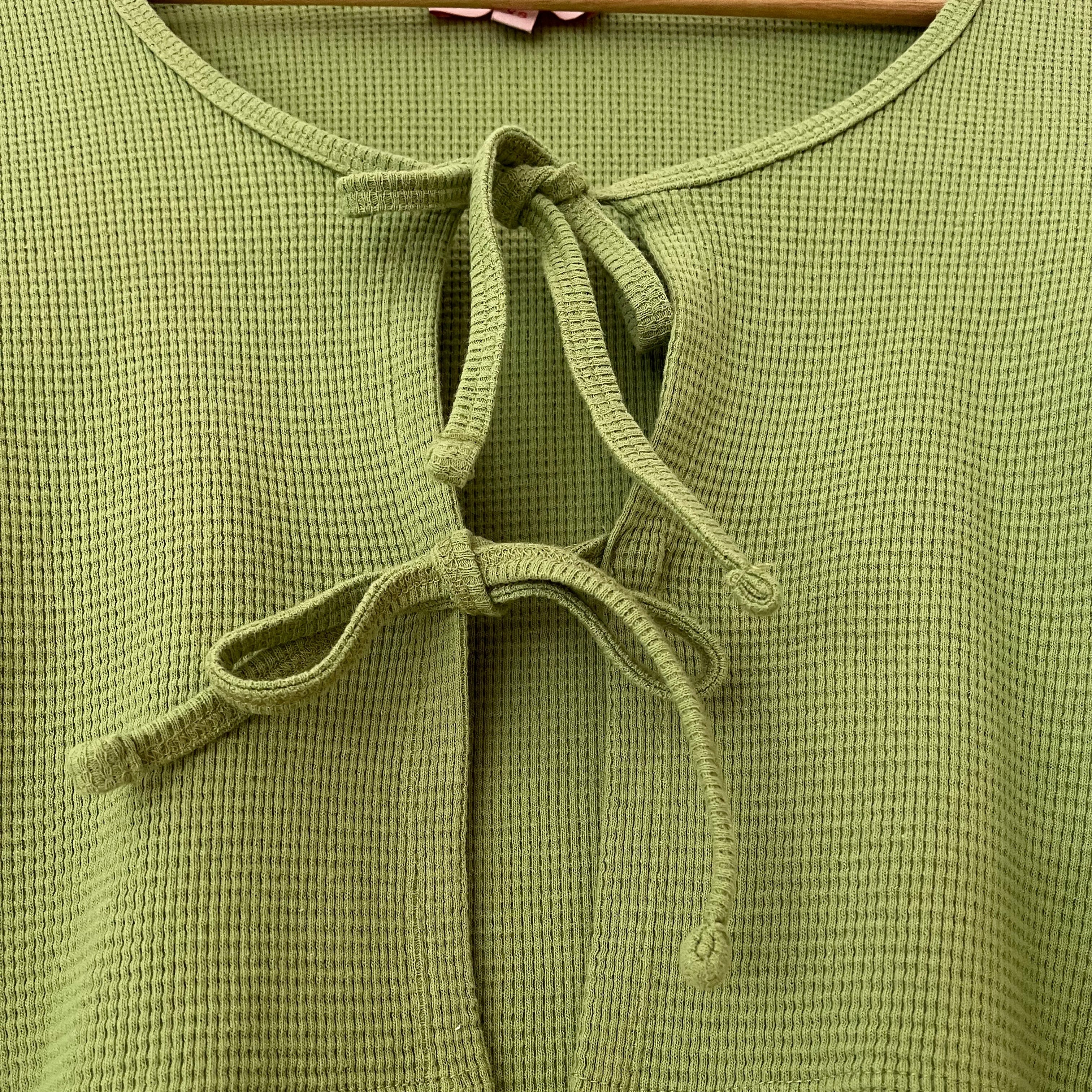 Lisa Says Gah MIA Long Sleeve Crop Top in Green.