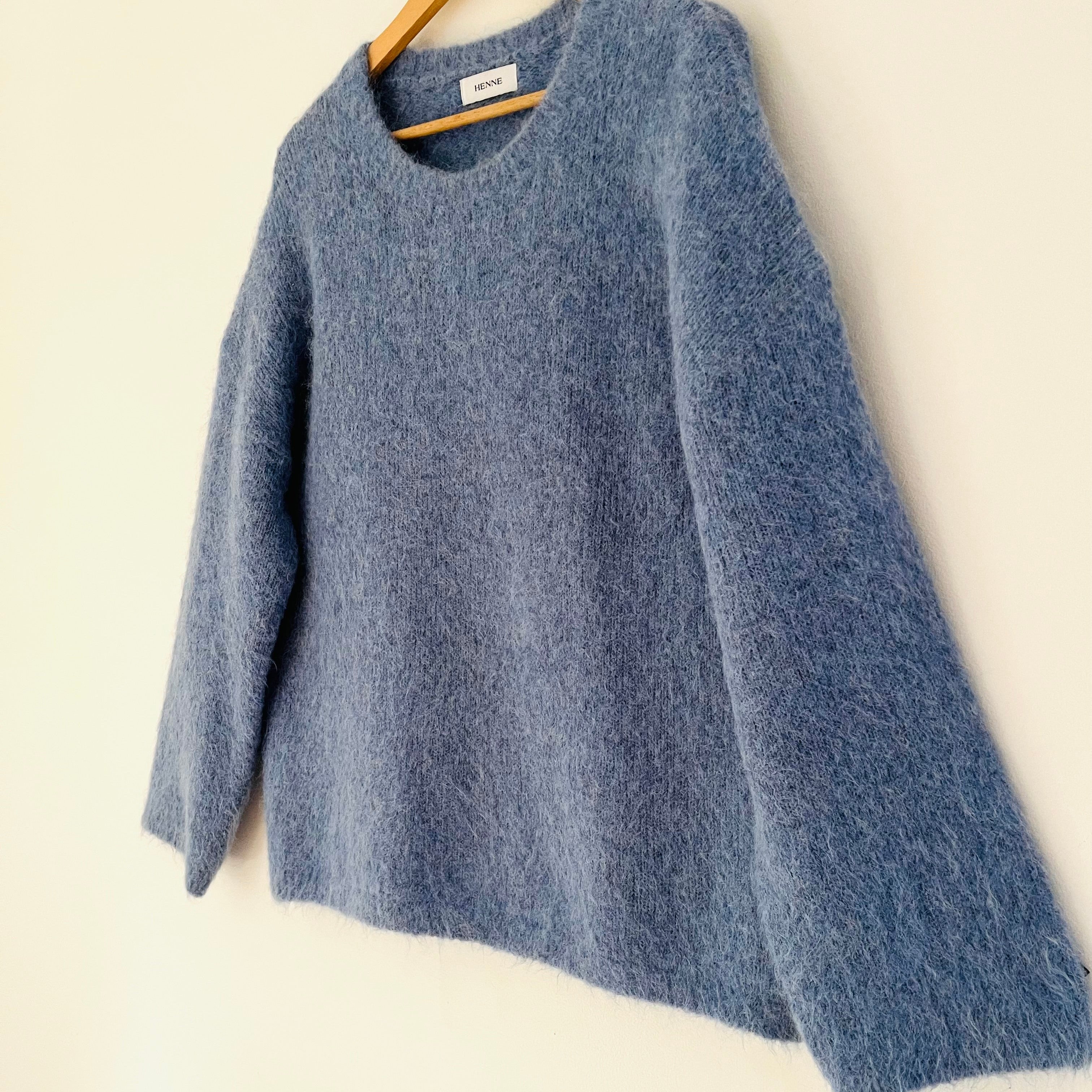 Henne Alpaca Sweater in Blue Size M/L.