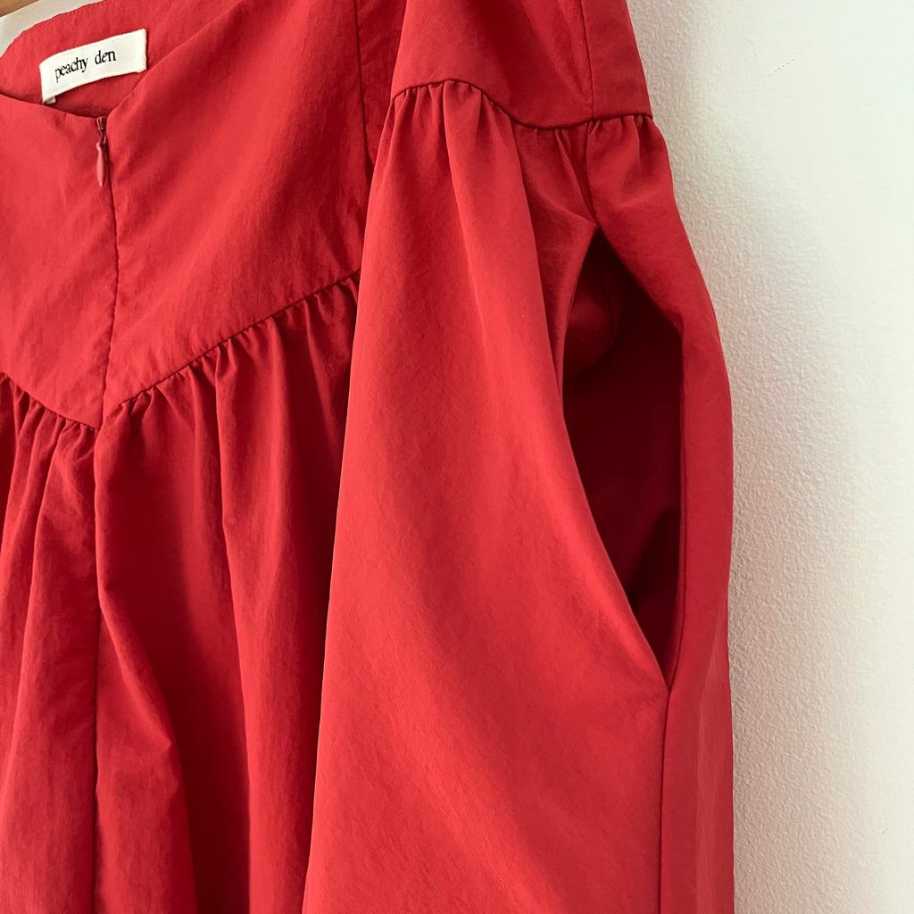 Peachy Den DEBA Skirt in Tomato Size XXL.