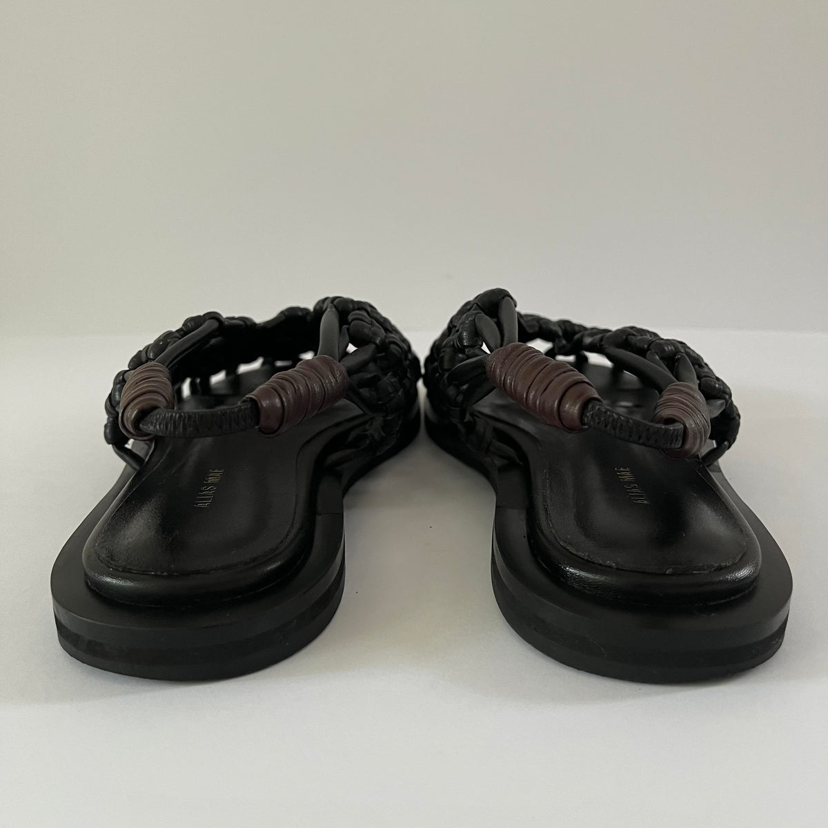 Alias Mae ELKI Sandal Flats Size 37.