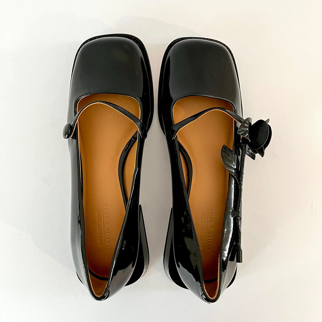SHUSHU/TONG x Charles & Keith CHLORIS Mary Jane Pumps Size 36.