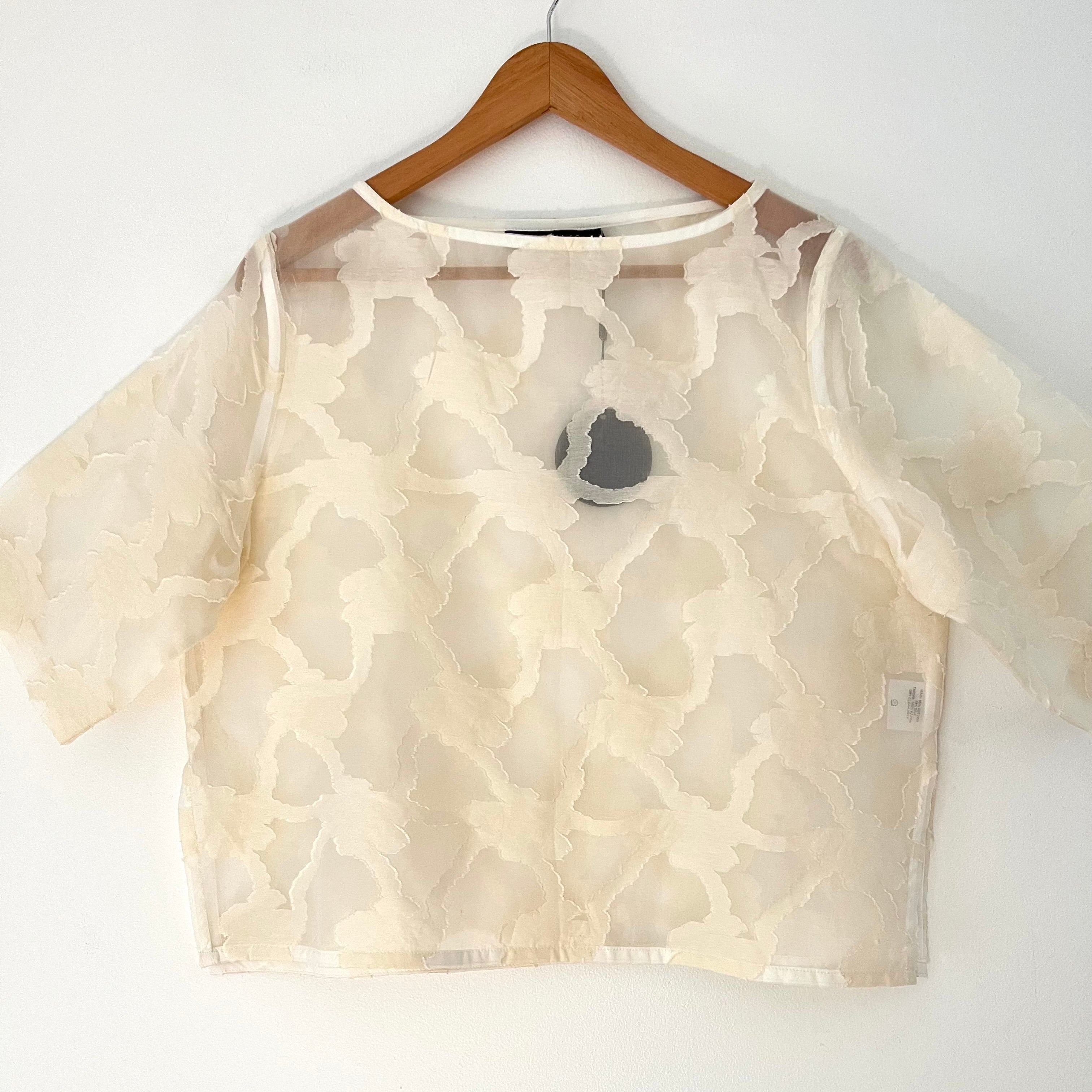 Alpha60 BNWT Daisy T-shirt in Cream Size XS.