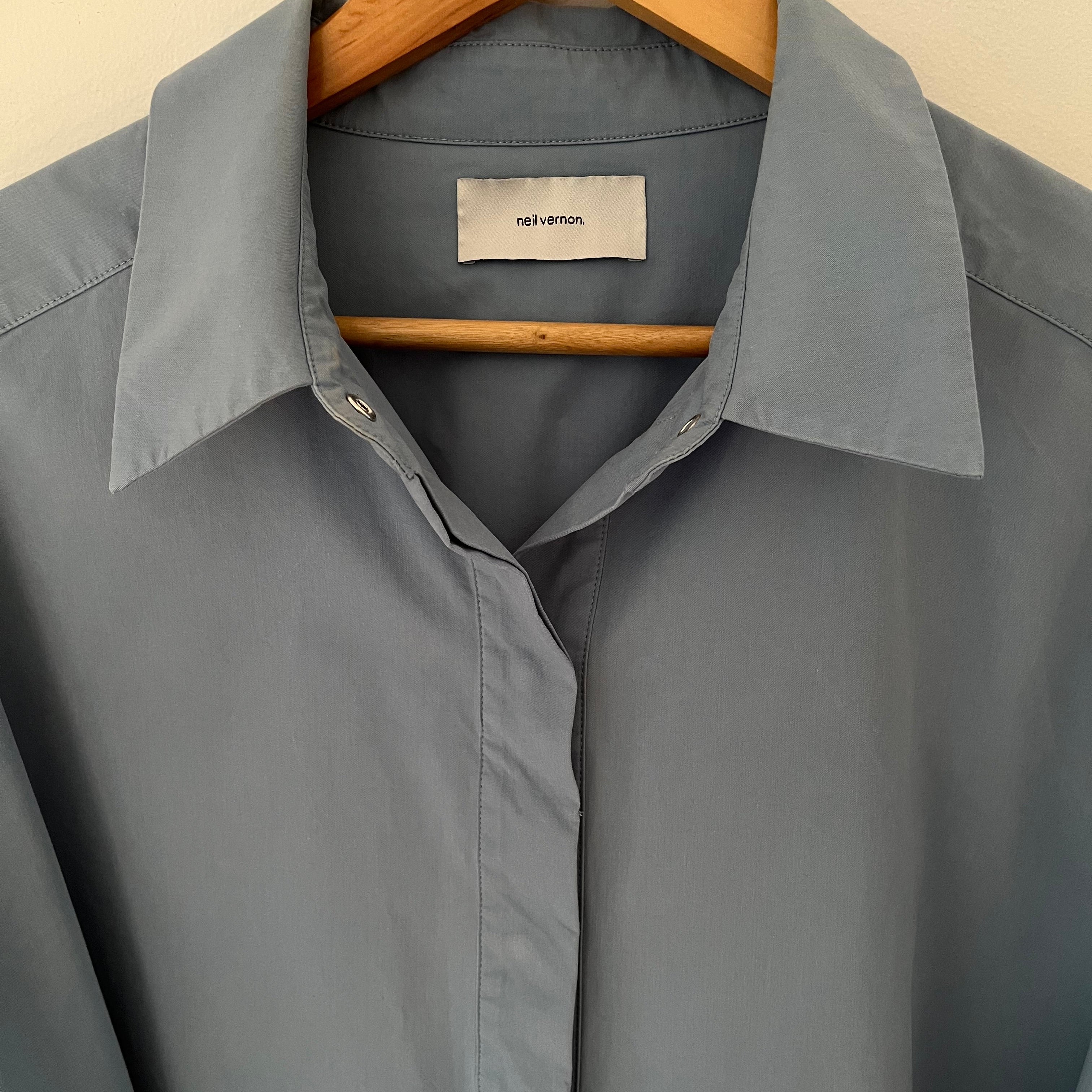 Neil Vernon DAILY Shirt in Azure Size S.