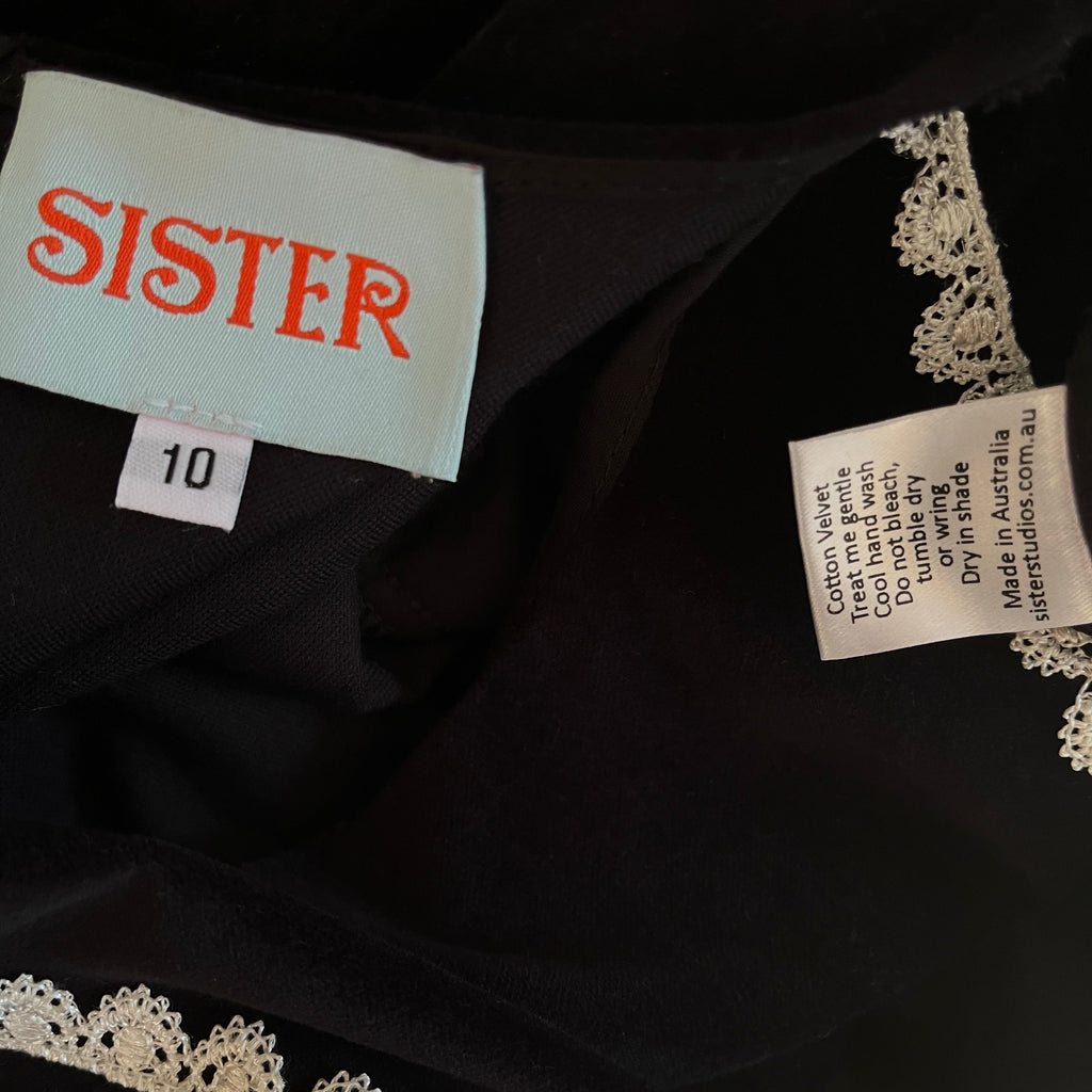 Sister Studios WEDNESDAY Dress Size 10.