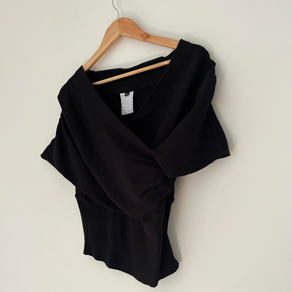 ITADAKI Kimono Ribbed Top in Black Size XL.