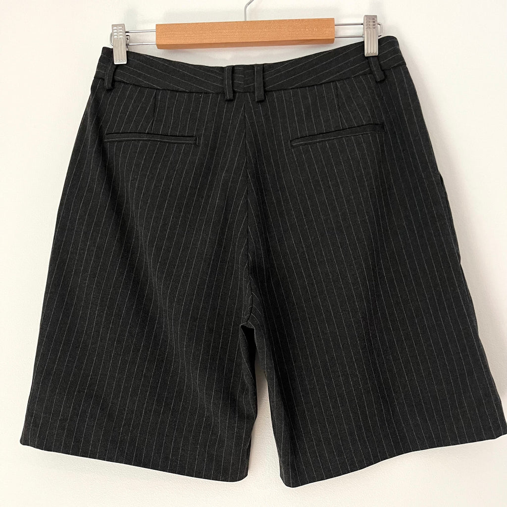 Gimaguas Unisex DANIEL Shorts Size 40.