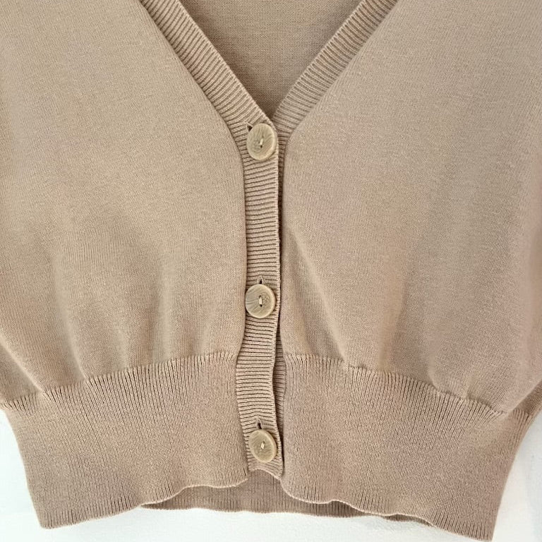 Ginia Cropped Cardigan in Oatmeal Size M.