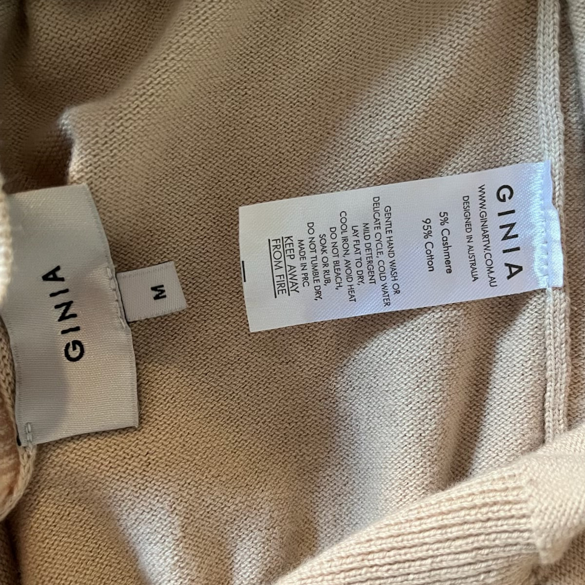 Ginia Cropped Cardigan in Oatmeal Size M.