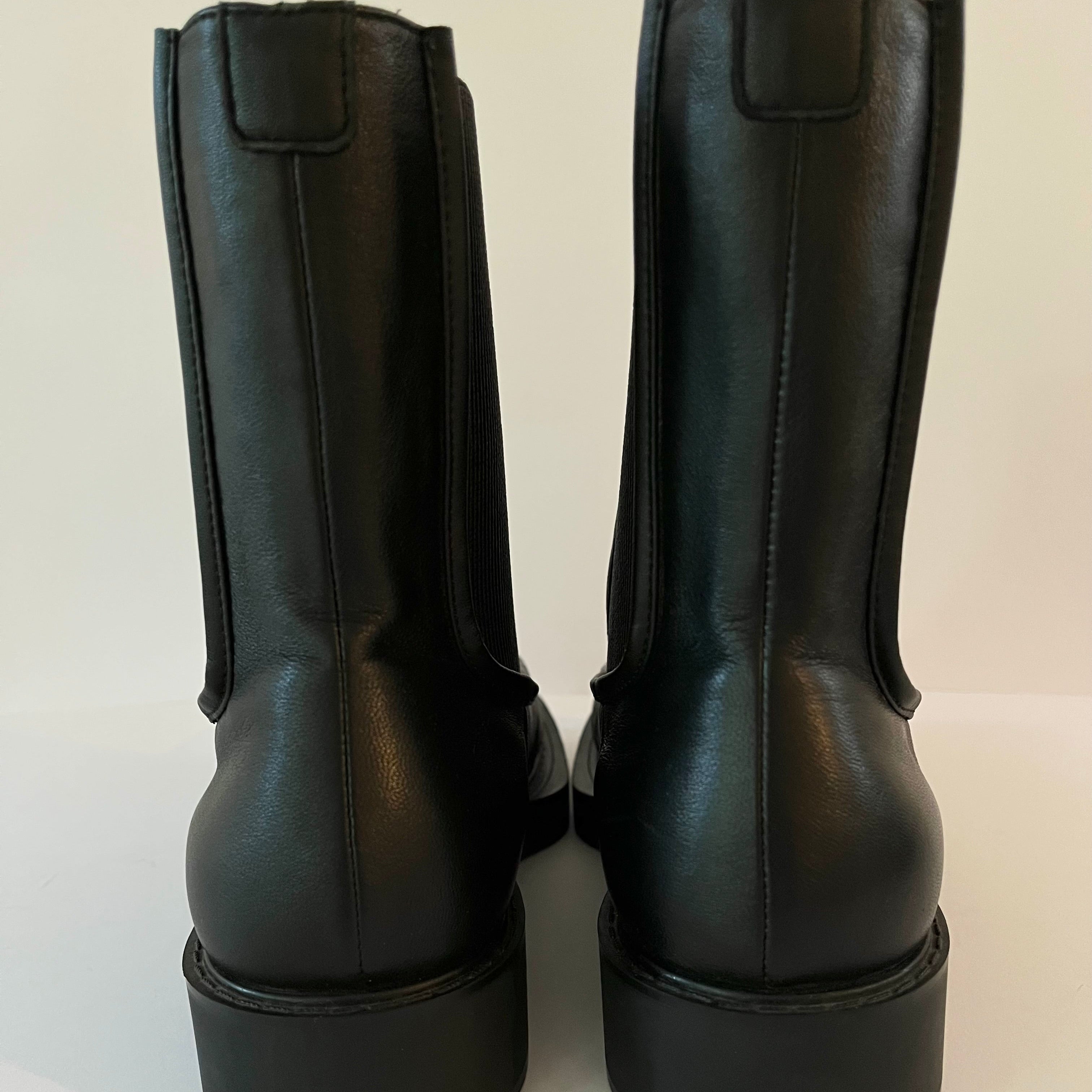St Agni Square Toe Boots Size 39.