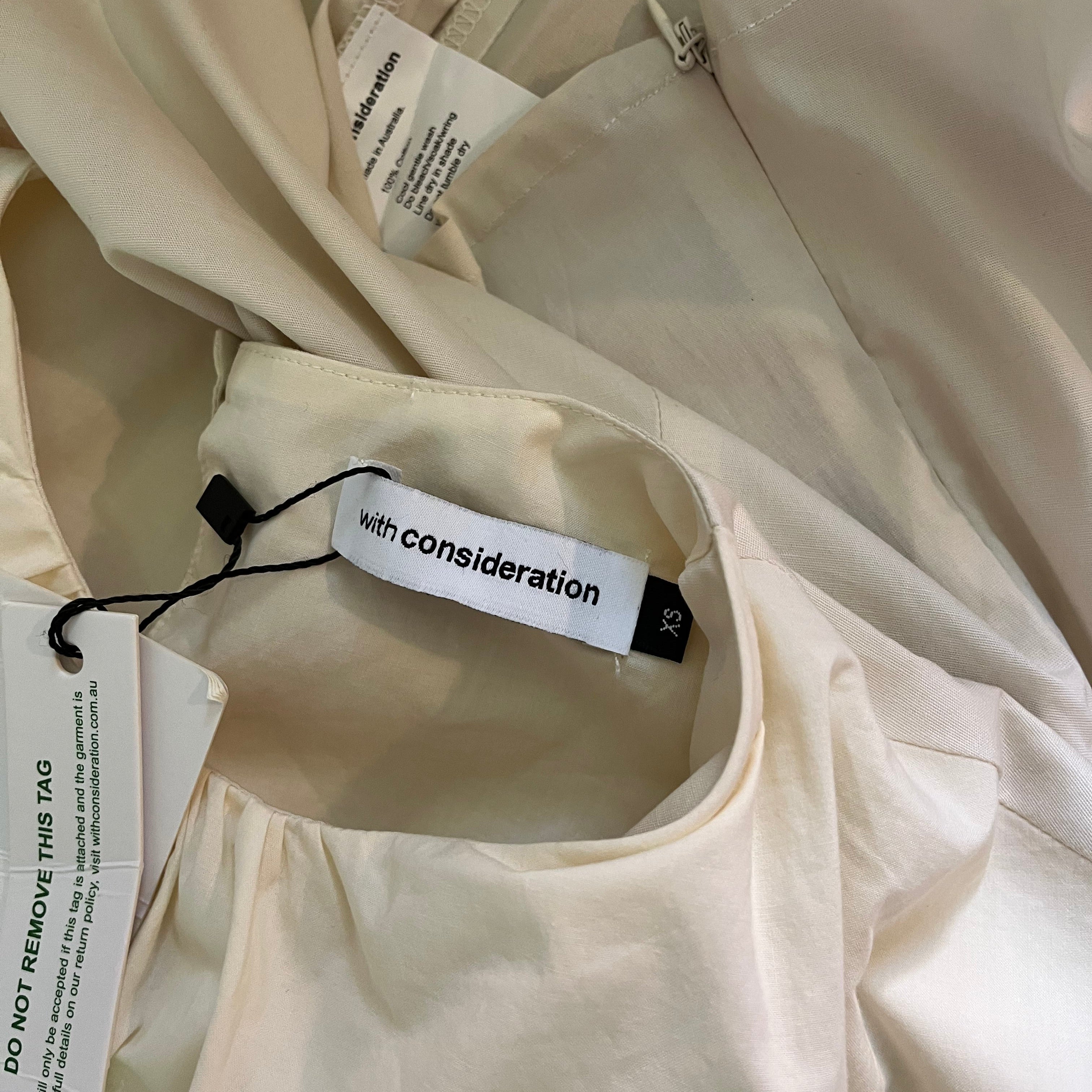 With Consideration TWIST Top in Ivory Size XS.