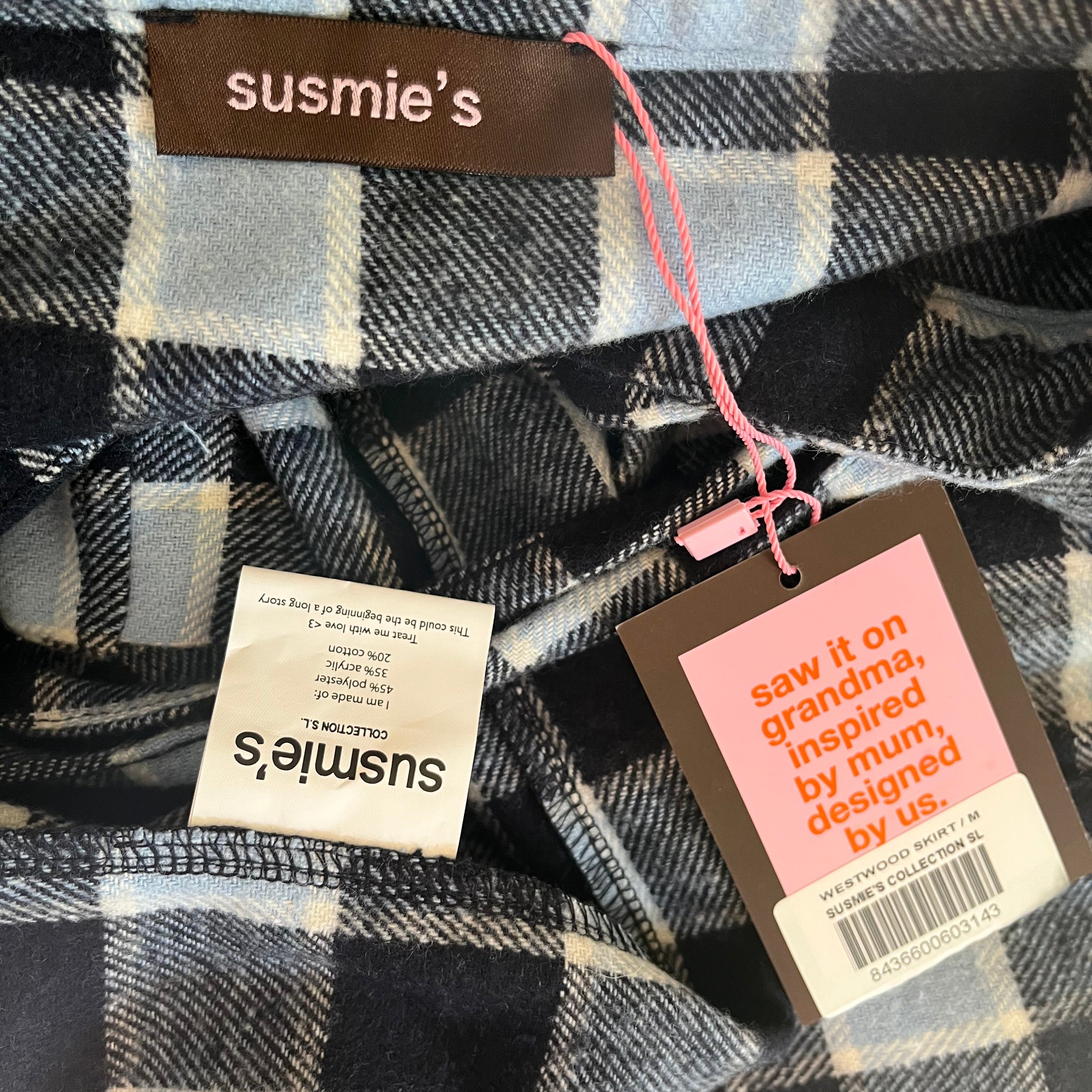 Susmies WESTWOOD Skirt Size M.