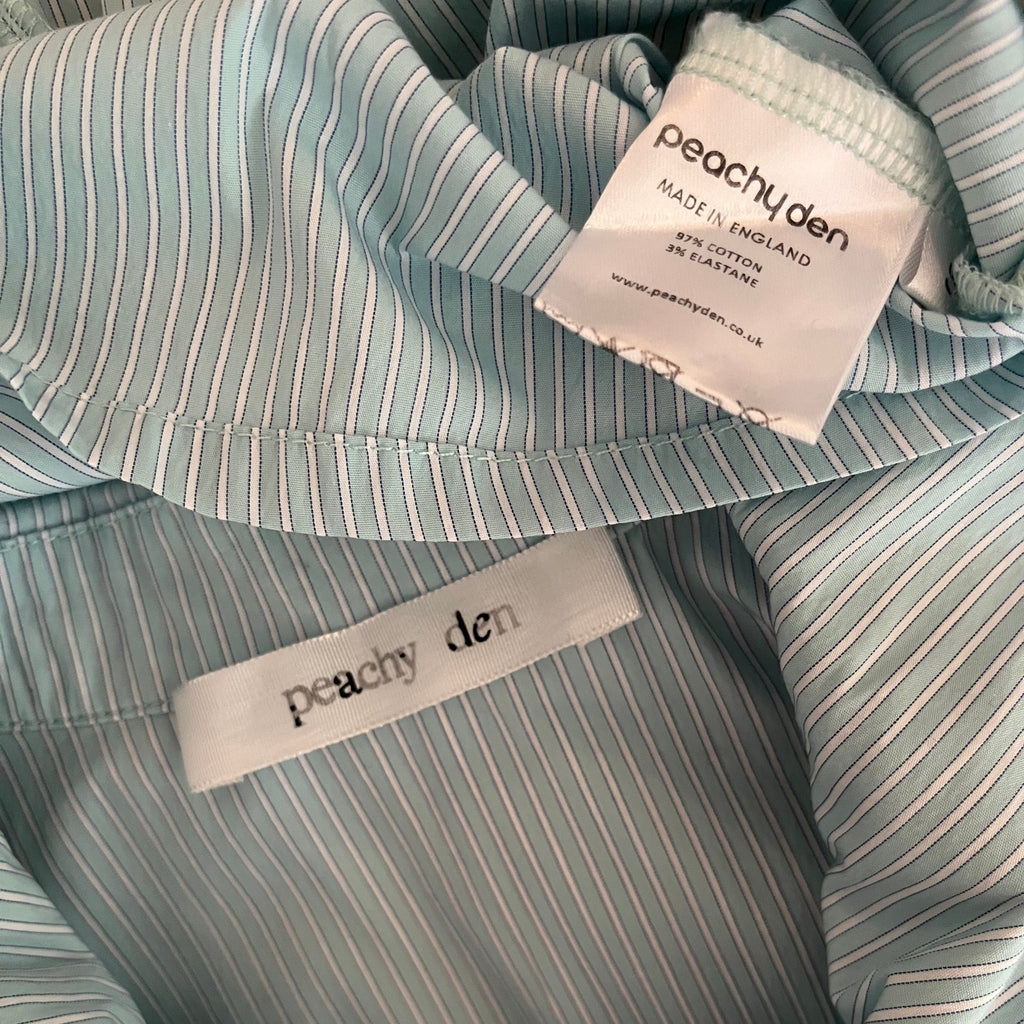 Peachy Den MISSY Blouse in Blue Size 8.