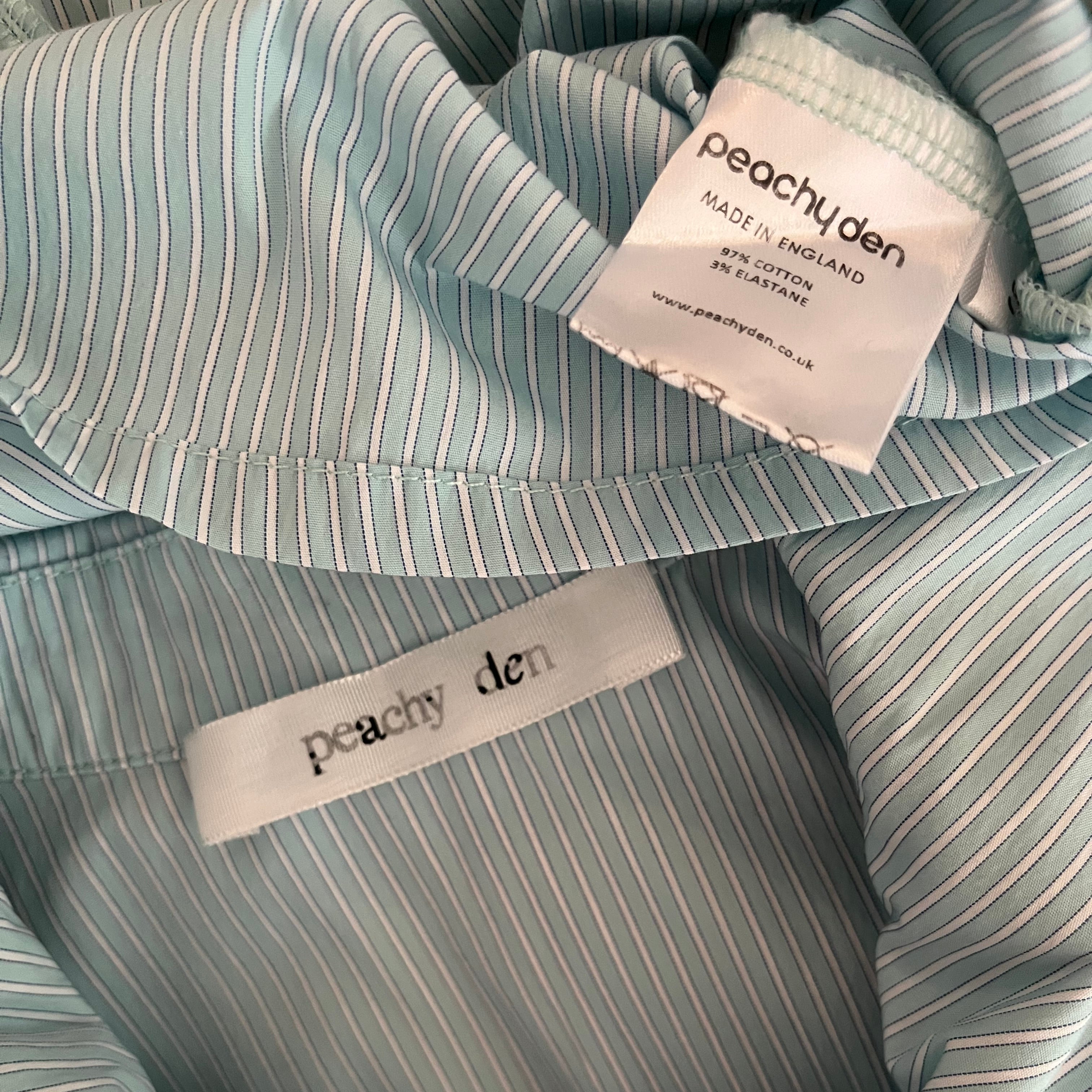 Peachy Den MISSY Blouse in Blue Size 8.
