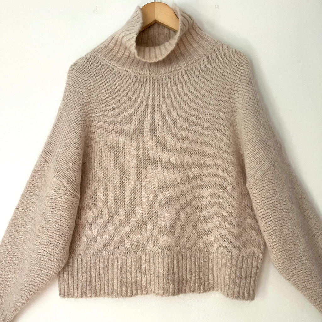 St Agni GAEL Jumper Size XS/S.