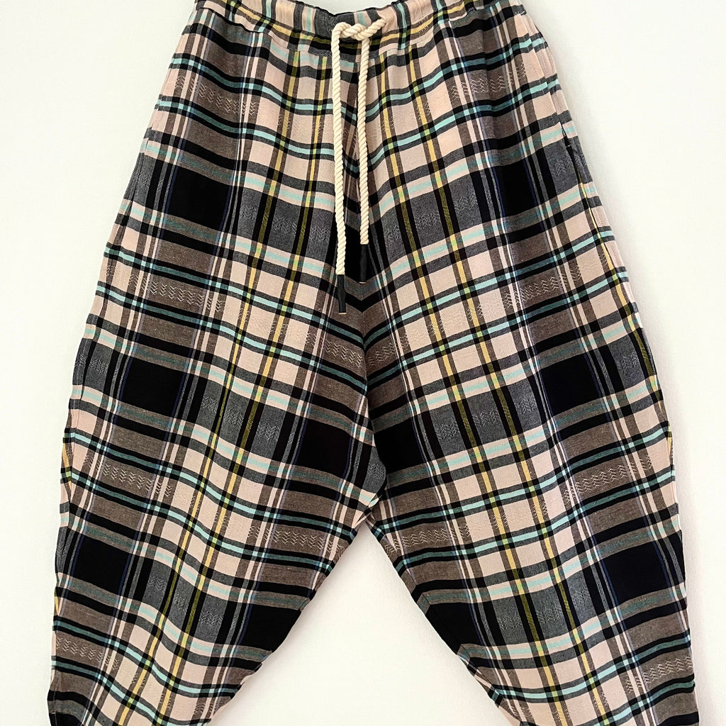 Bassike Checked Balloon Pants Size XS.
