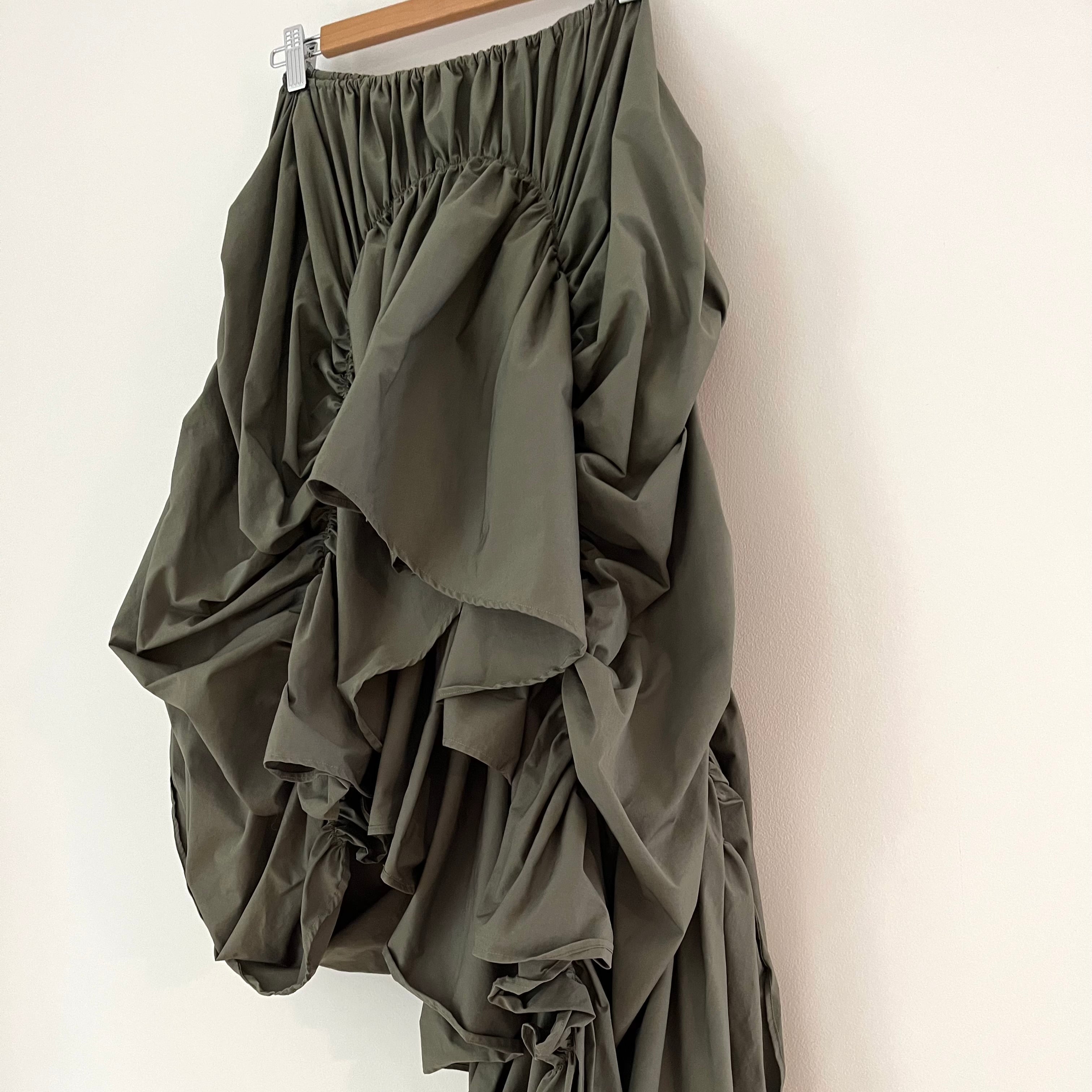 Caspar The Label VENUS Maxi Skirt in Green Size XS/S.