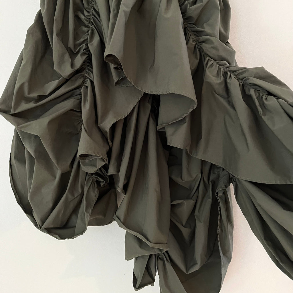 Caspar The Label VENUS Maxi Skirt in Green Size XS/S.