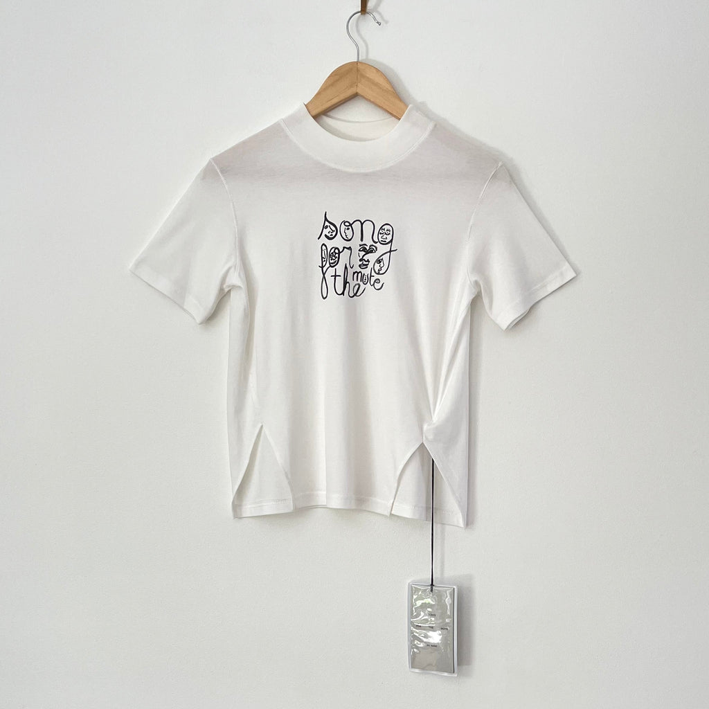 Song For The Mute BNWT SCRIPT Front Split Tee Size S.