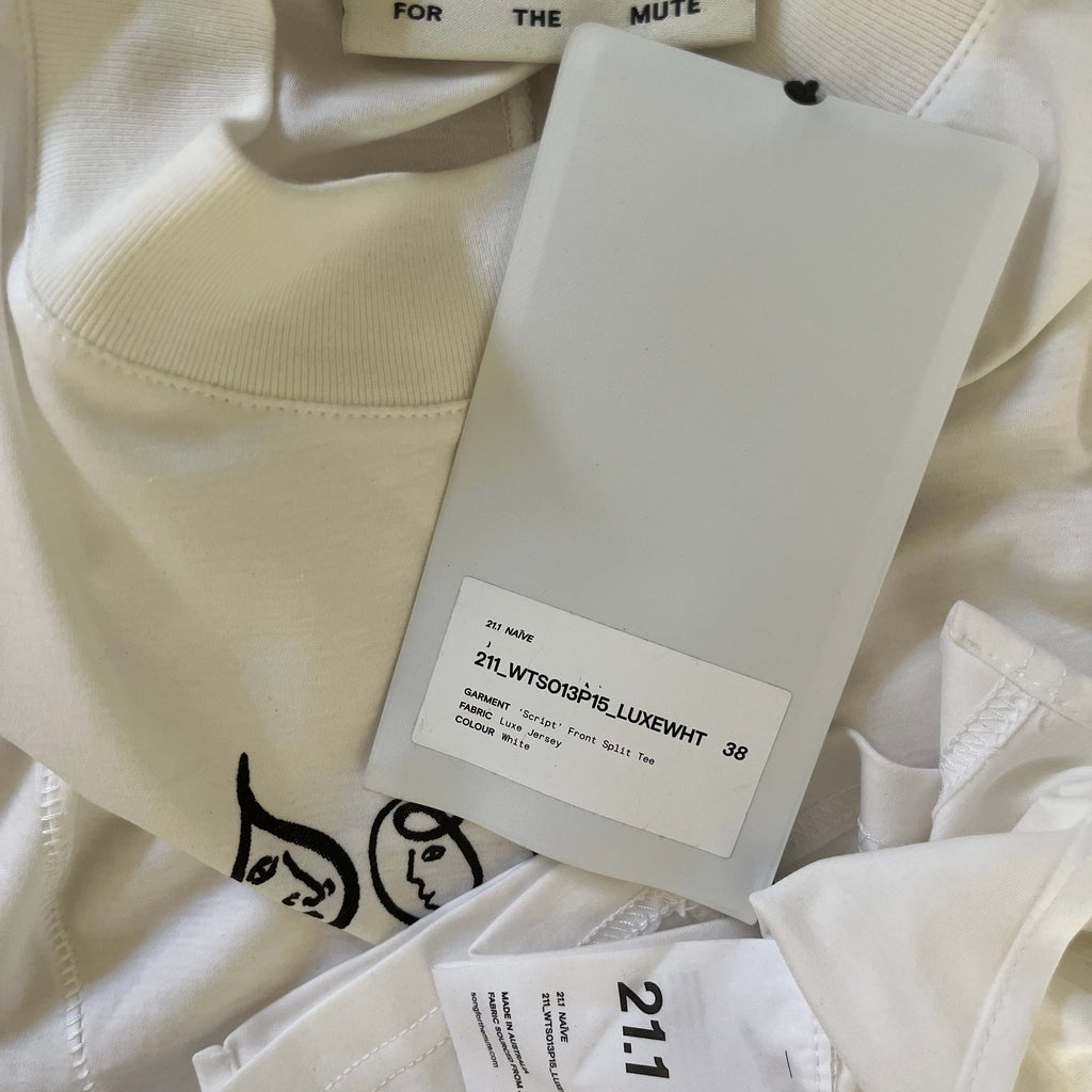 Song For The Mute BNWT SCRIPT Front Split Tee Size S.