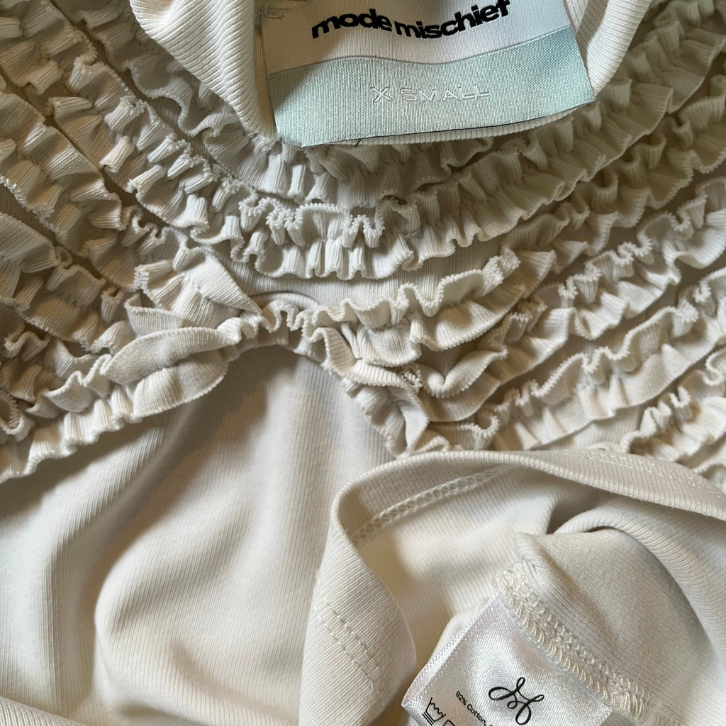 Mode Mischief LULU Ruffle Tee in Cream Size XS.