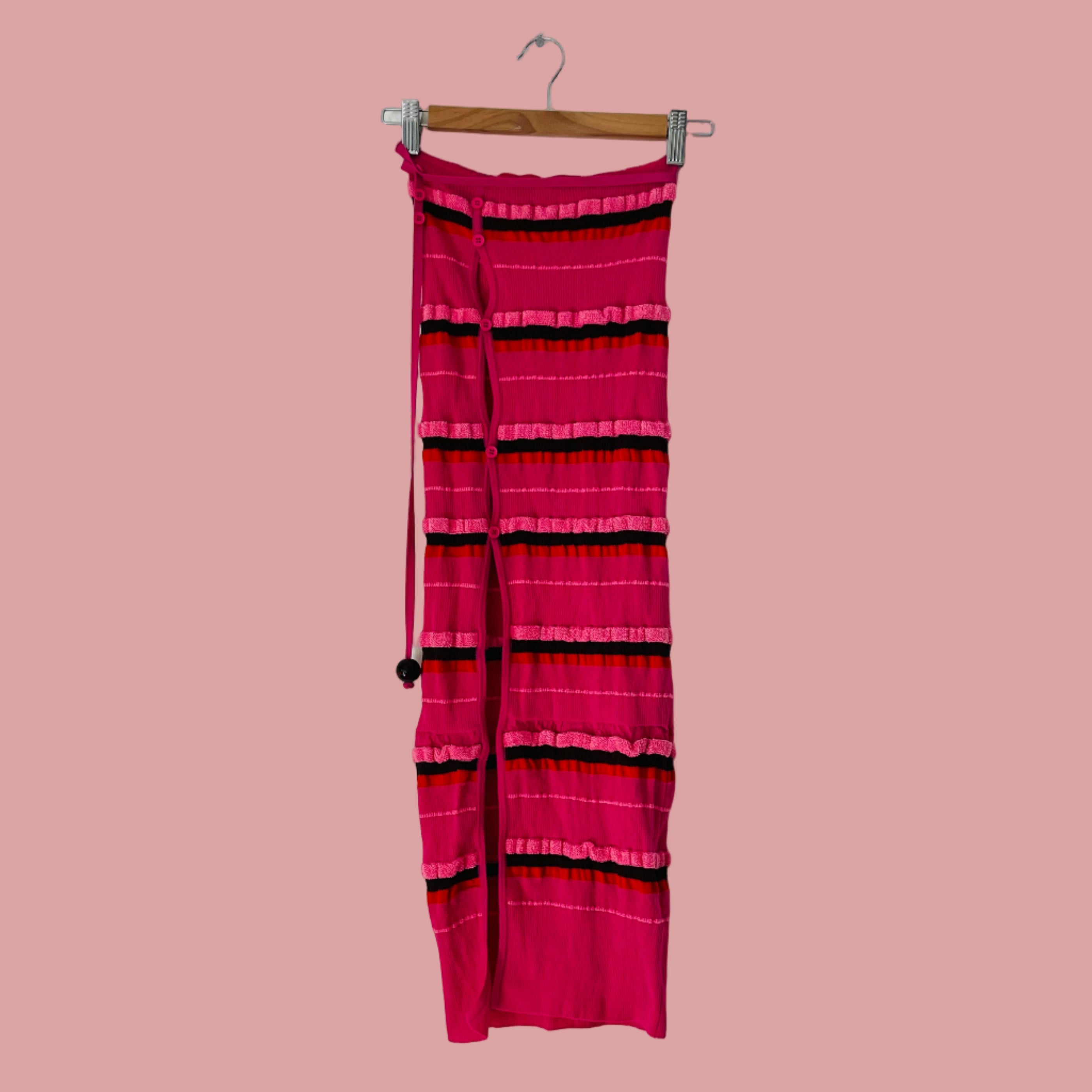 Jacquemus LA JUPE MAILLE CONCHA Midi Skirt in Pink.