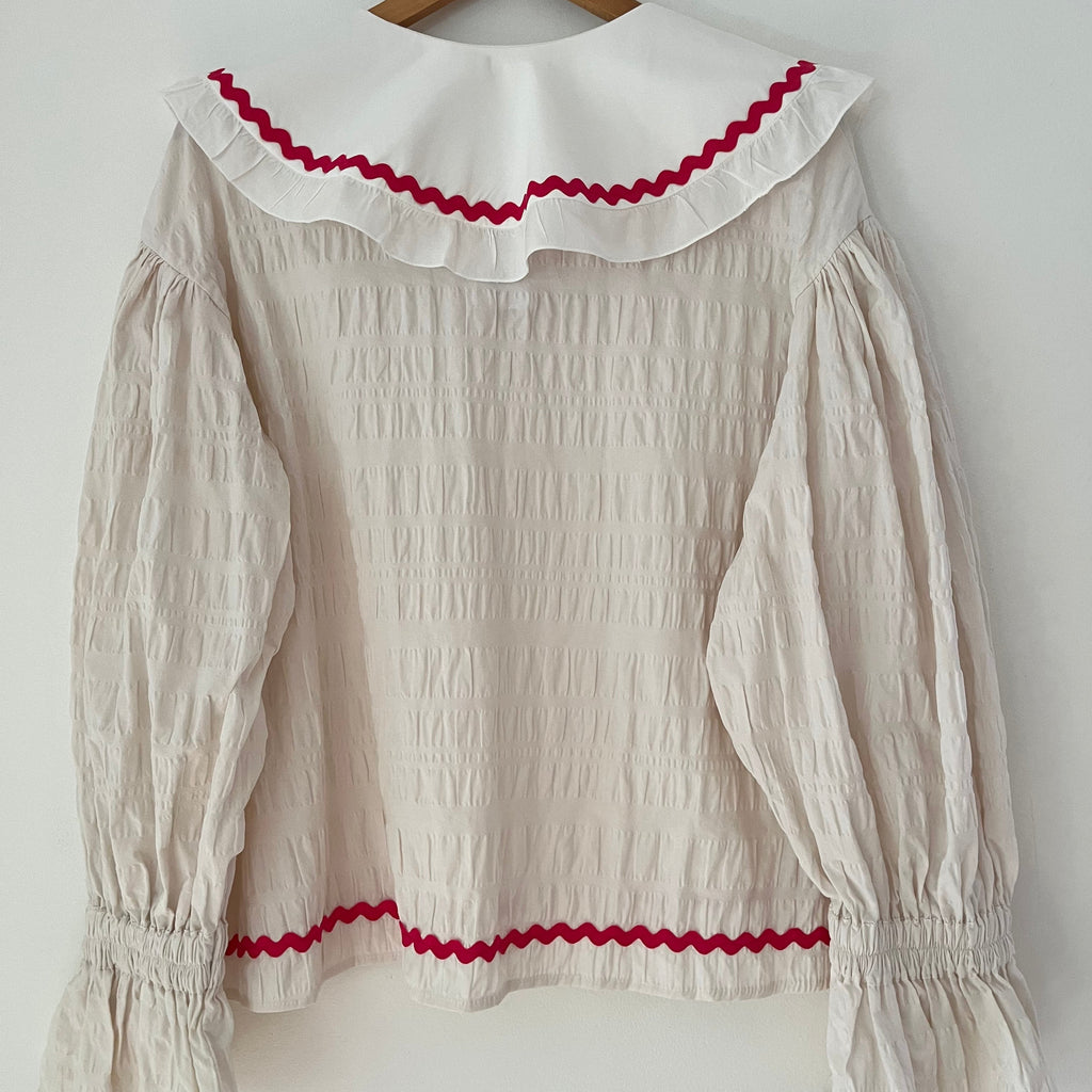 Carmen Says BNWT OFF DUTY PAJAMA Blouse Size M.