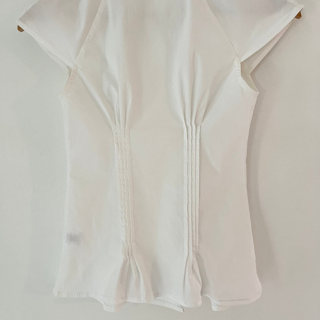 Peachy Den MISSY Asymmetric Blouse in Porcelain Size XS.