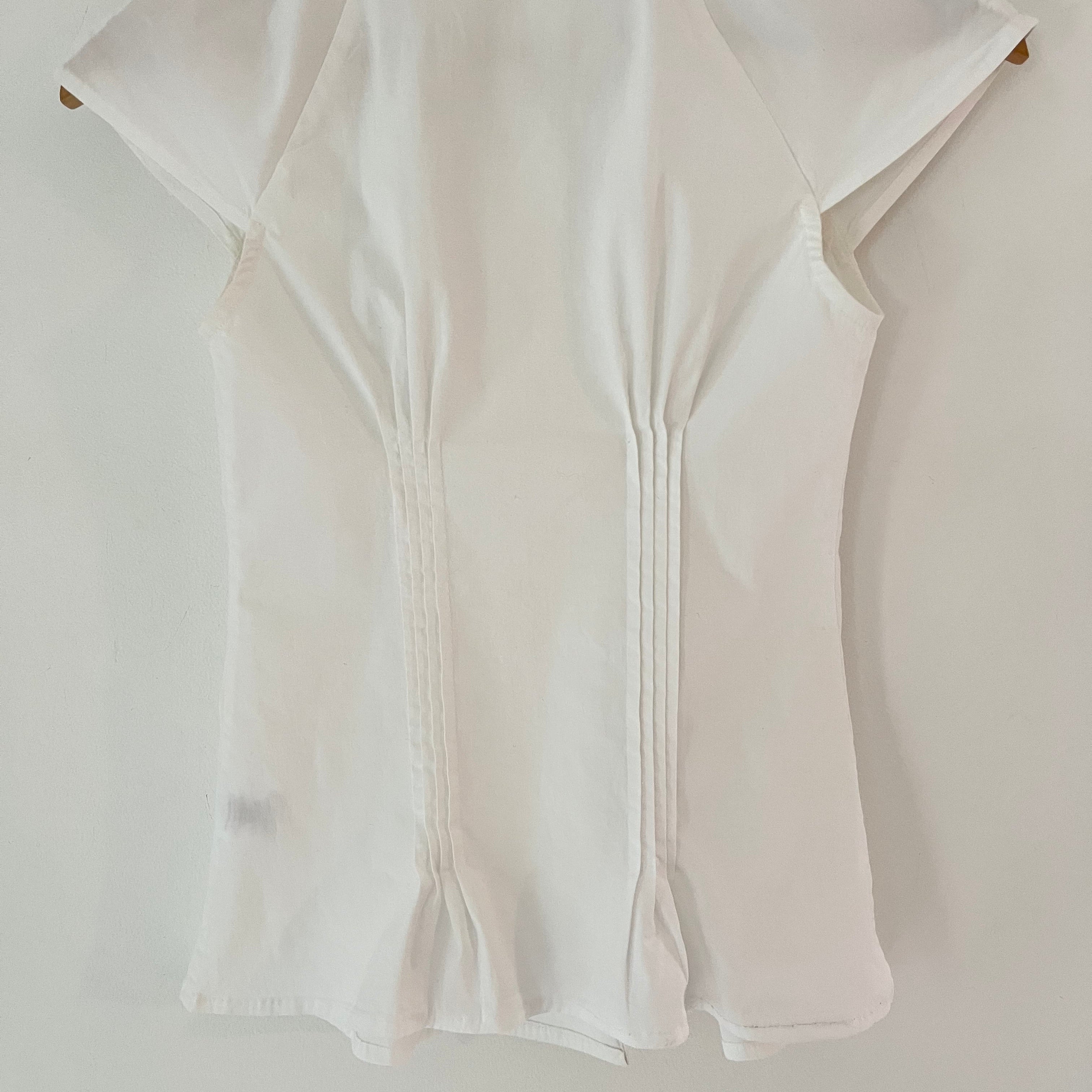 Peachy Den MISSY Asymmetric Blouse in Porcelain Size XS.