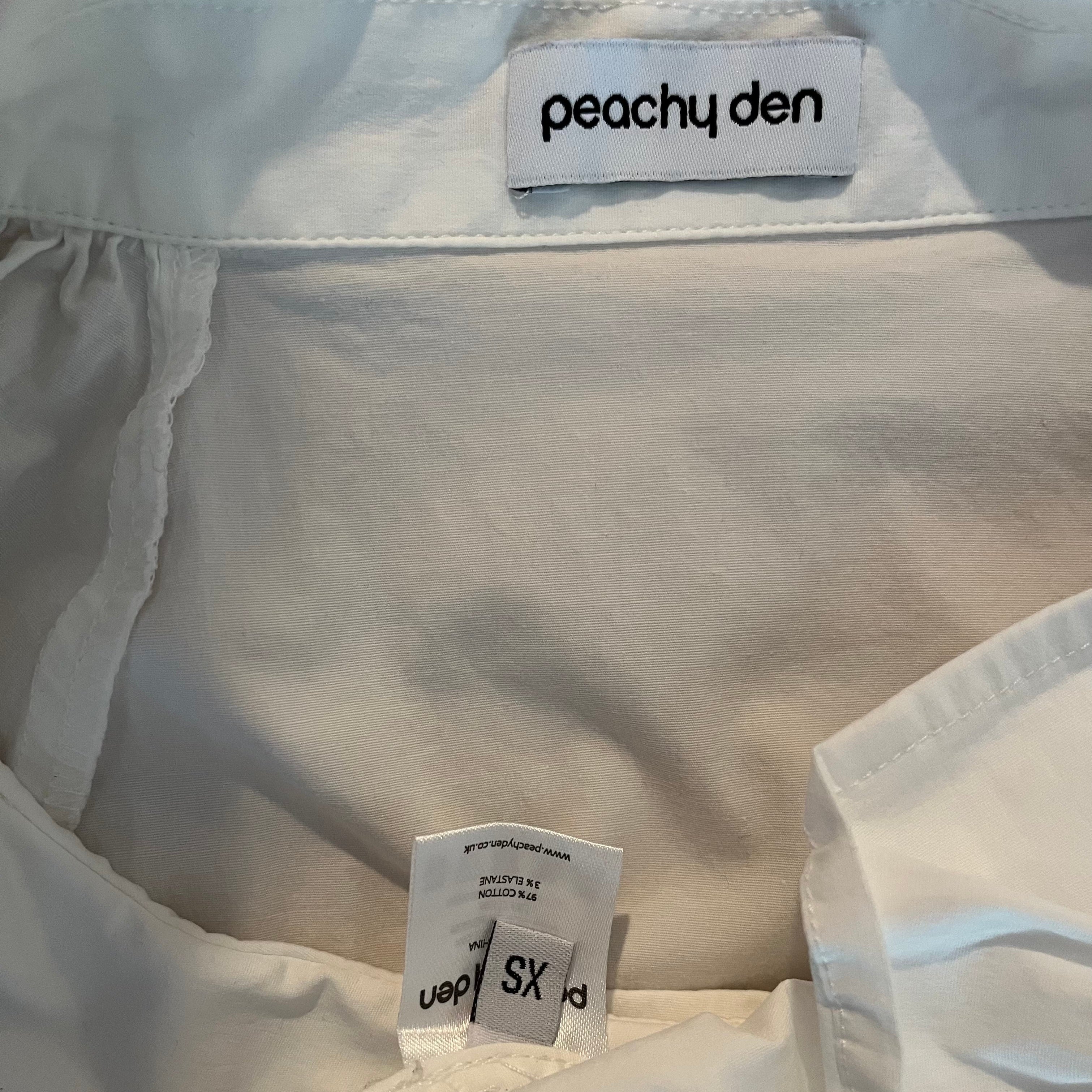Peachy Den MISSY Asymmetric Blouse in Porcelain Size XS.