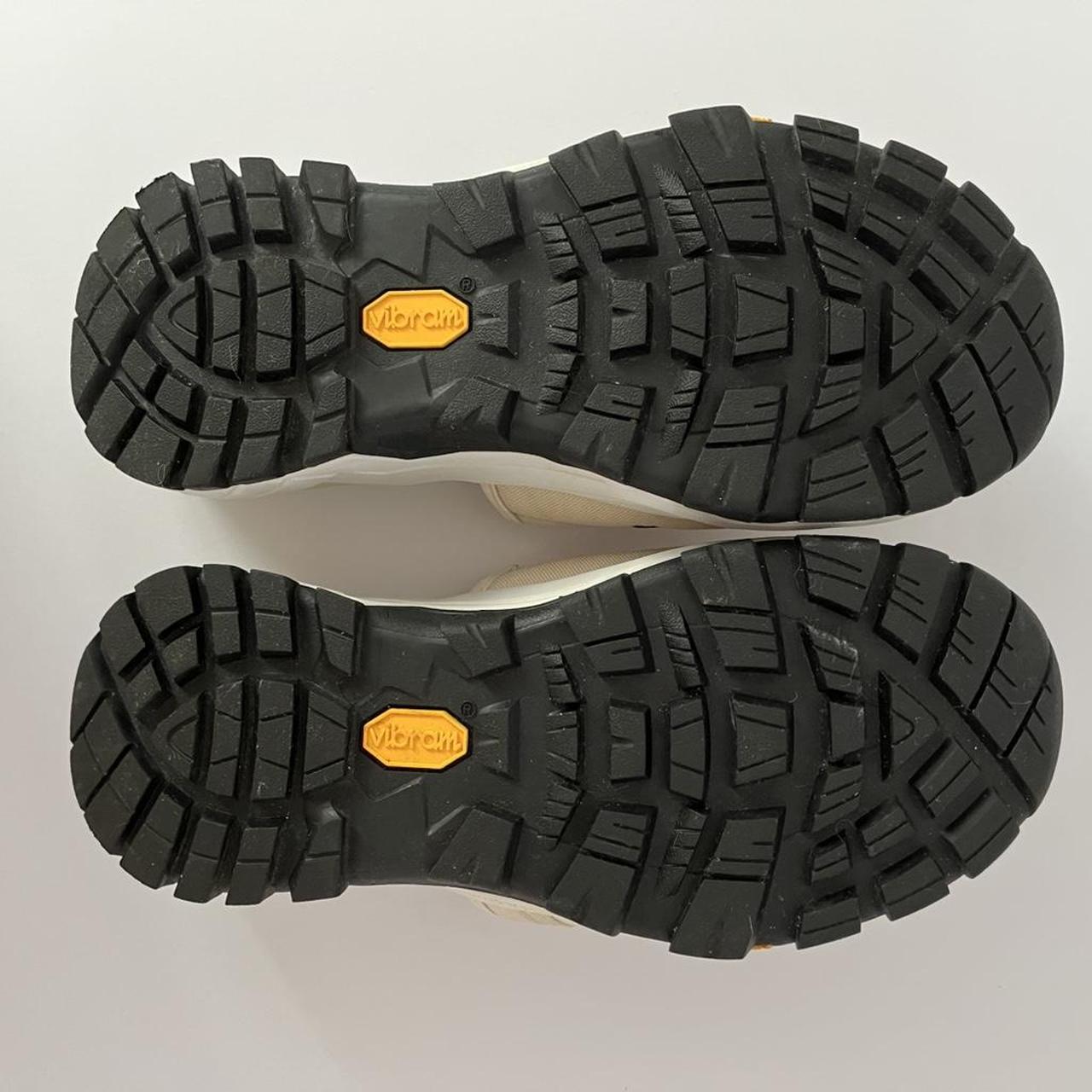 Yume Yume MOUNT KITA Slides in Beige.