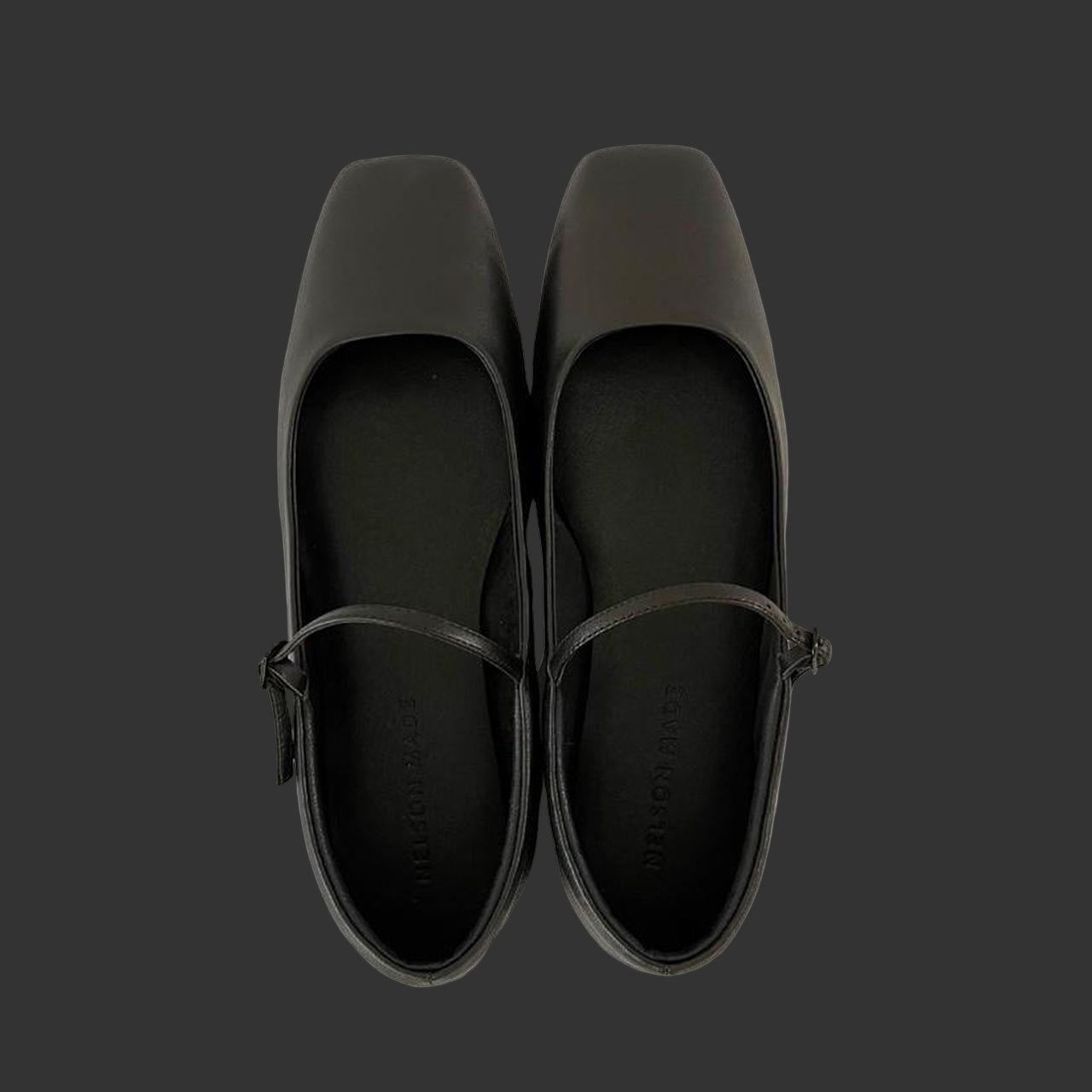 Nelson made PHOEBE Flat Black.