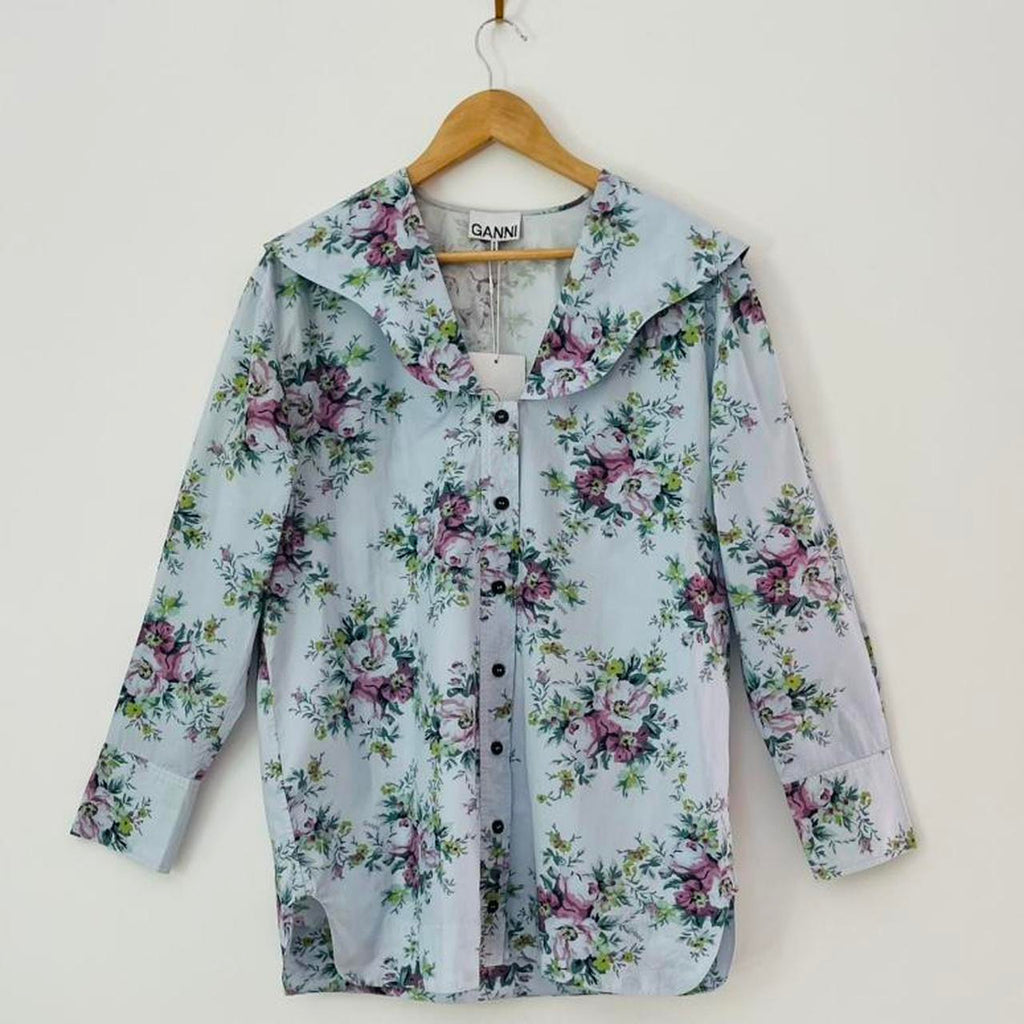 Ganni BNWT Floral Cotton Poplin V neck Blouse in Heather.
